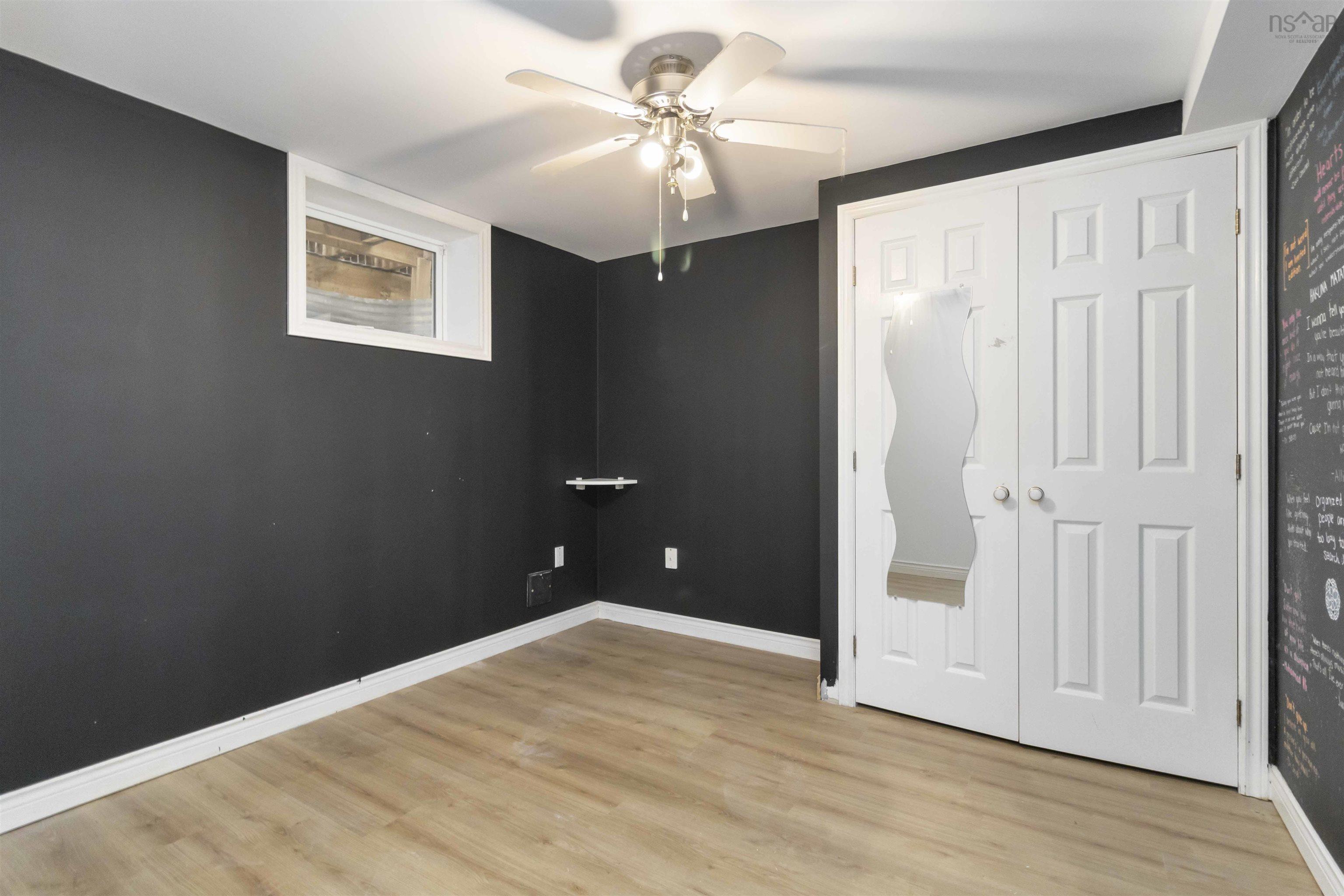 $799,900.00: 194 Radcliffe Drive, Clayton Park