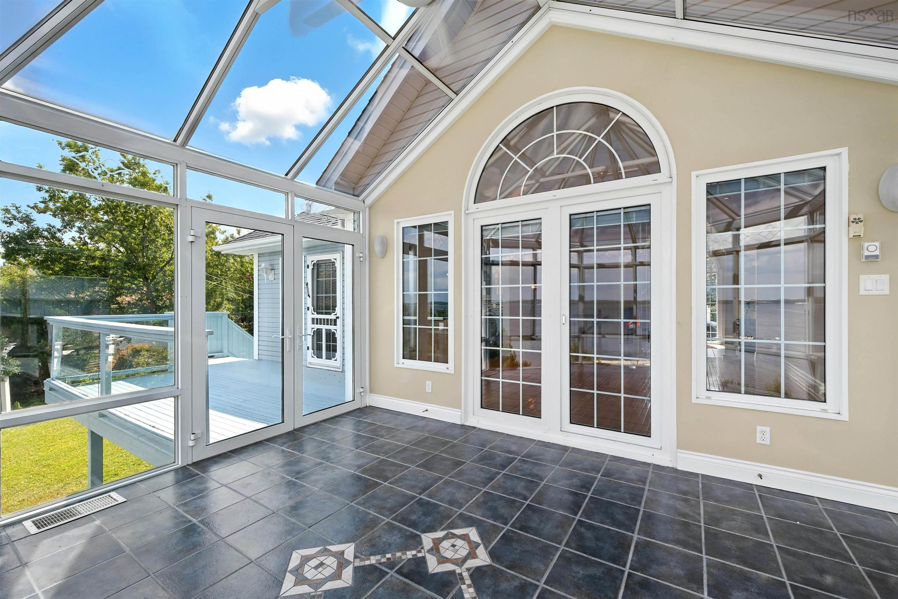 18 Keefe Drive, Purcell's Cove, NS (MLS 202518841)