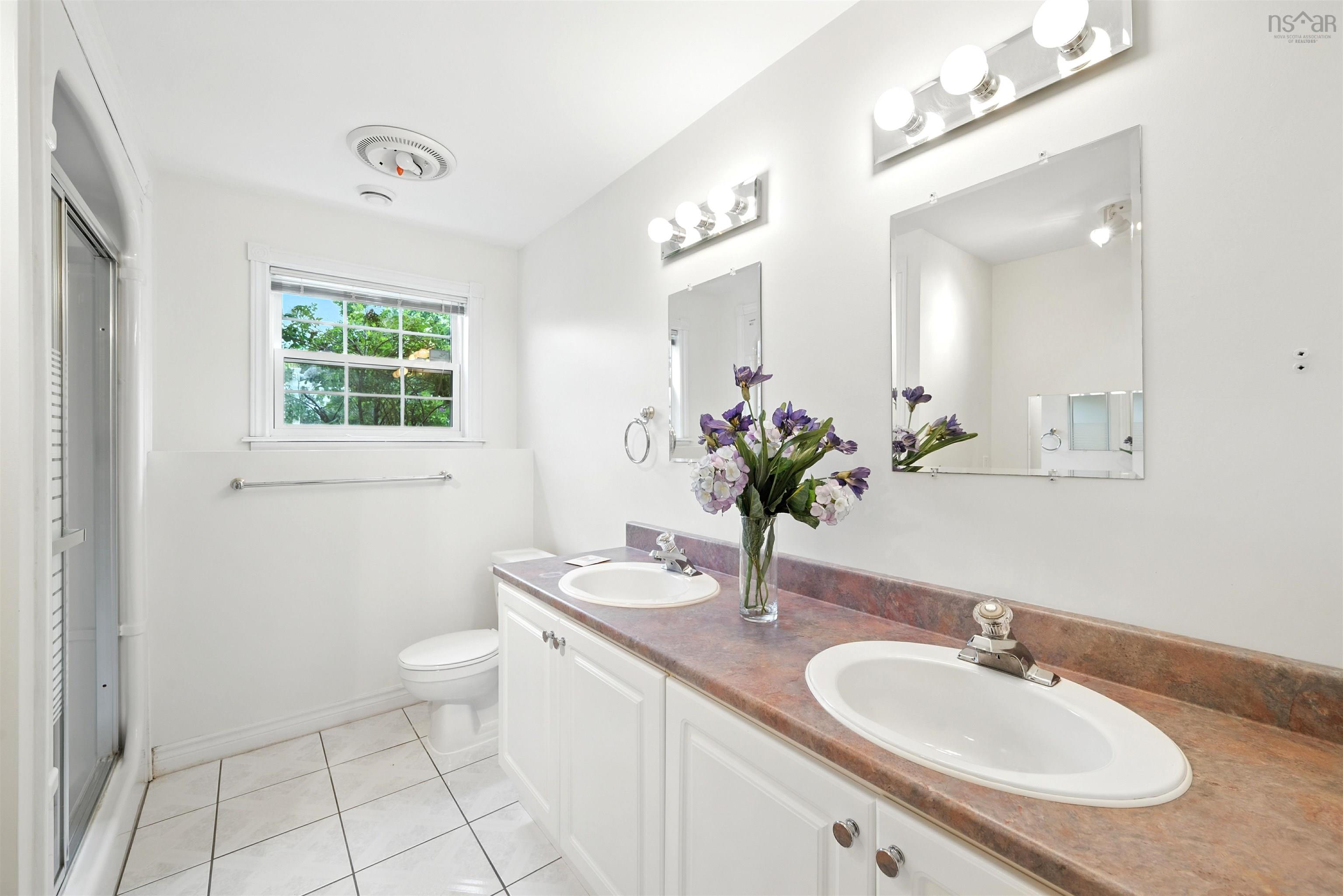 18 Keefe Drive, Purcell's Cove, NS (MLS 202518841)