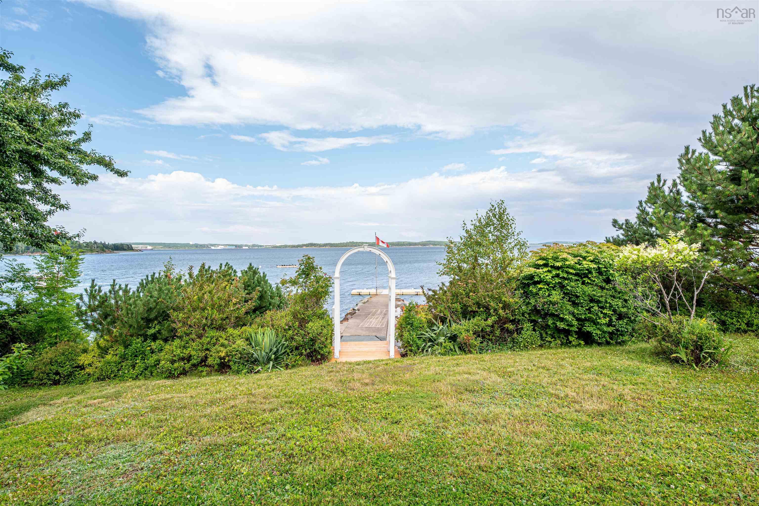 18 Keefe Drive, Purcell's Cove, NS (MLS 202518841)