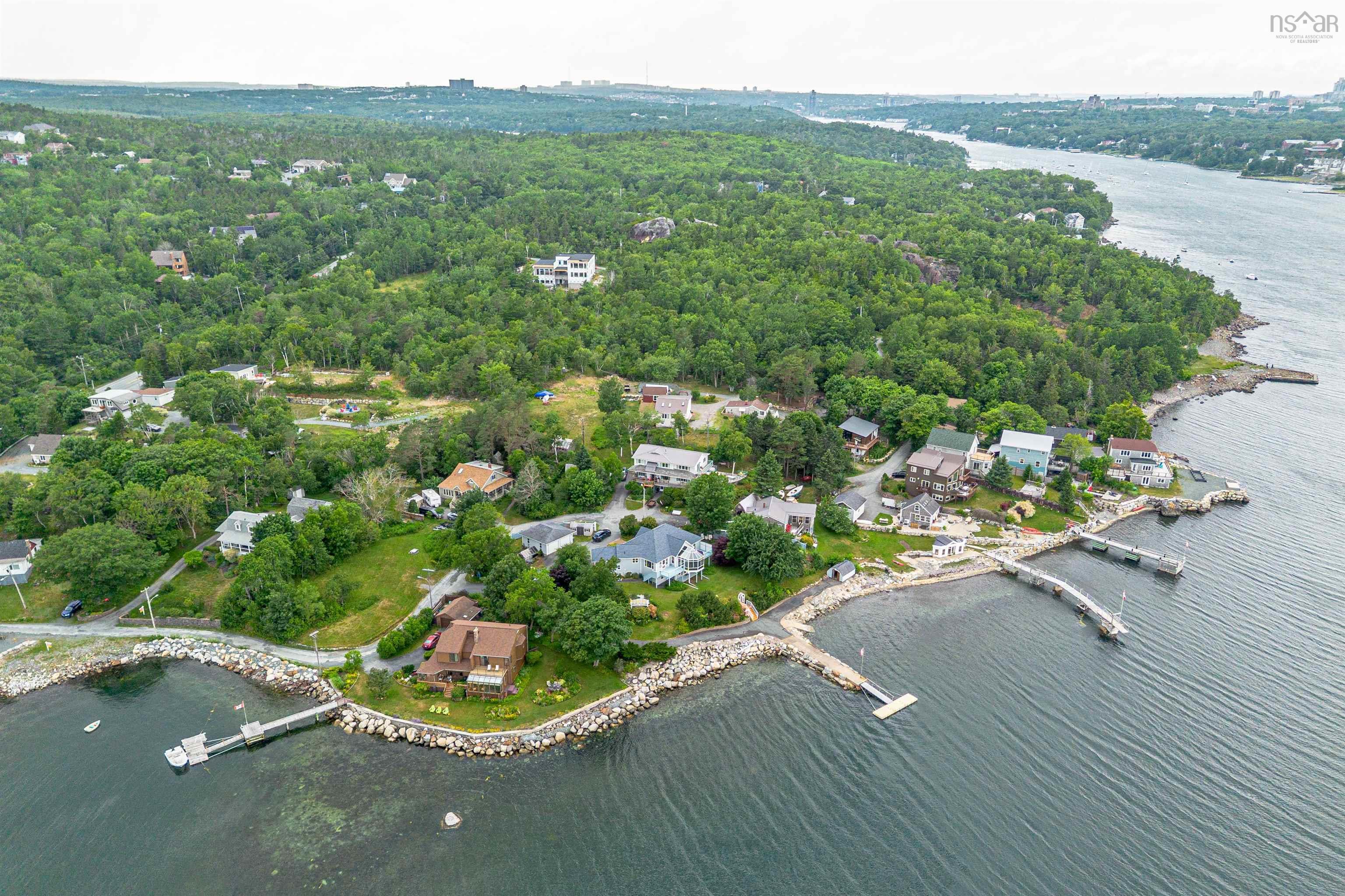 18 Keefe Drive, Purcell's Cove, NS (MLS 202518841)