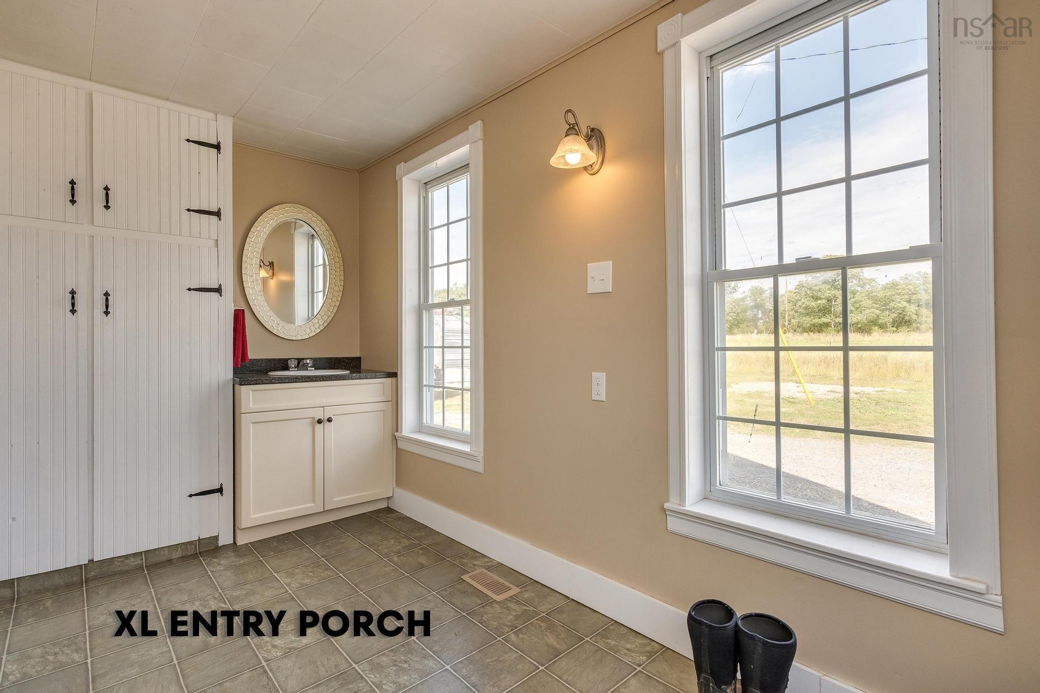 $560,000.00: 710 Main Street, Lawrencetown