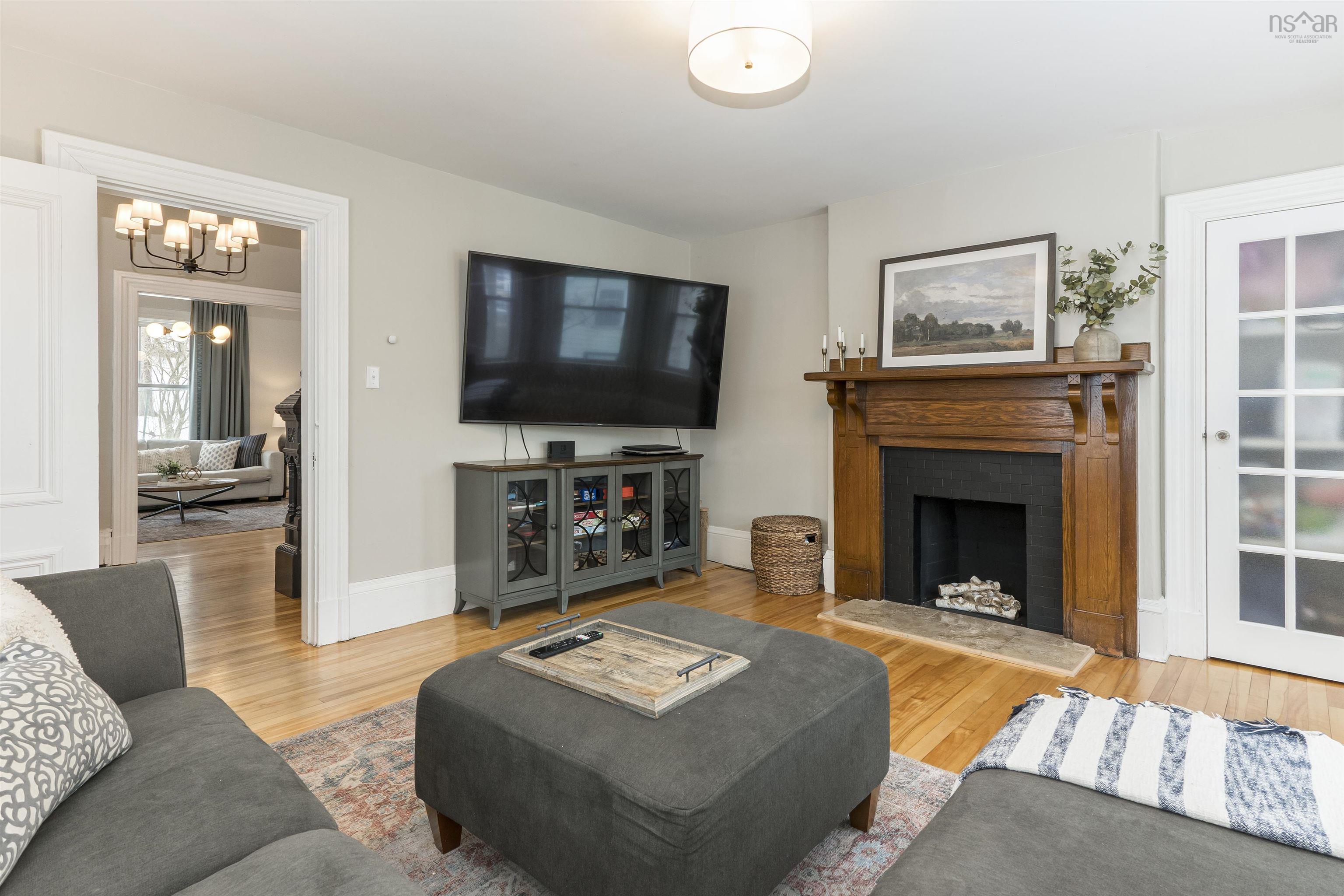 $617,500.00: 542 King Street, Windsor