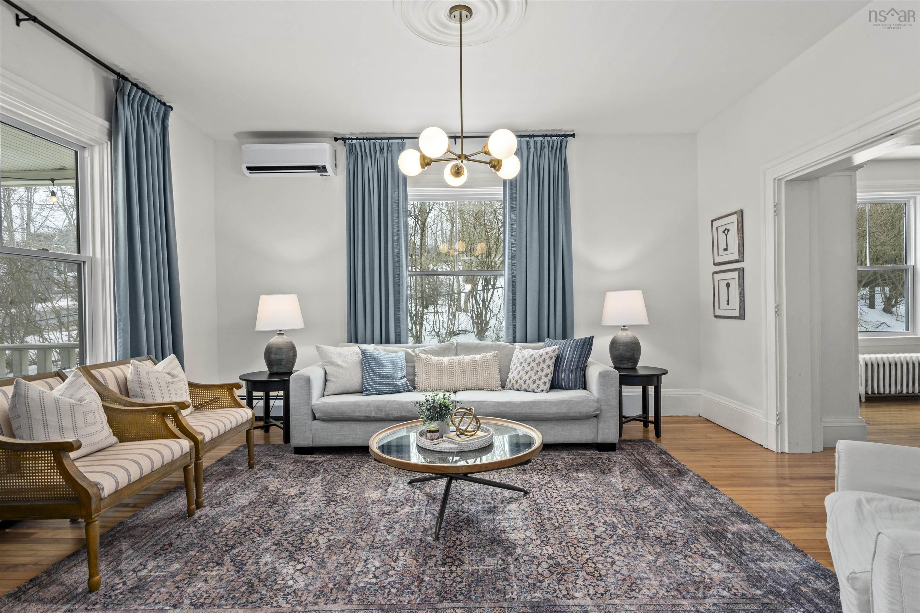 $617,500.00: 542 King Street, Windsor