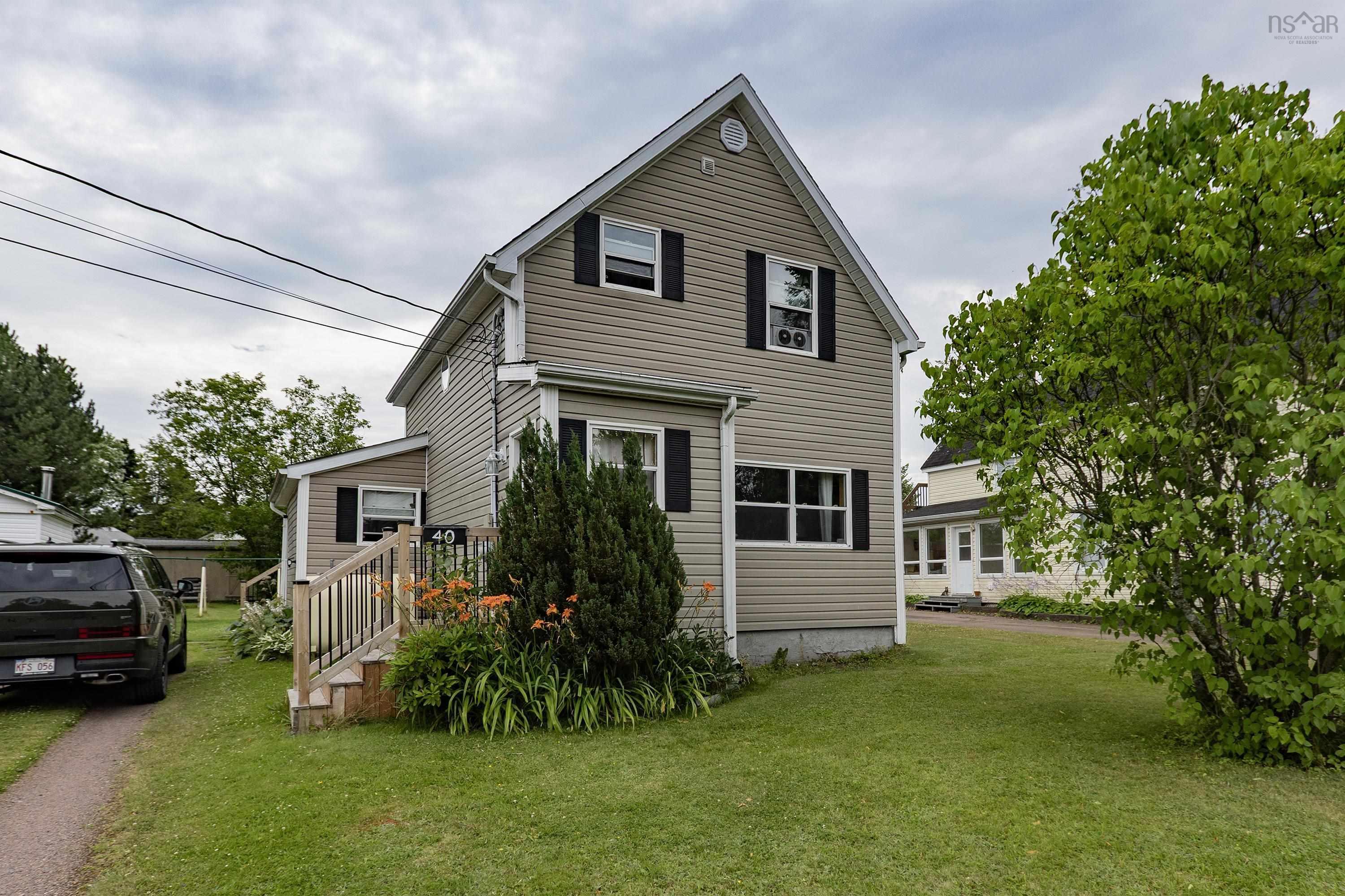 40 Park Street, Amherst, NS (MLS 202518875)