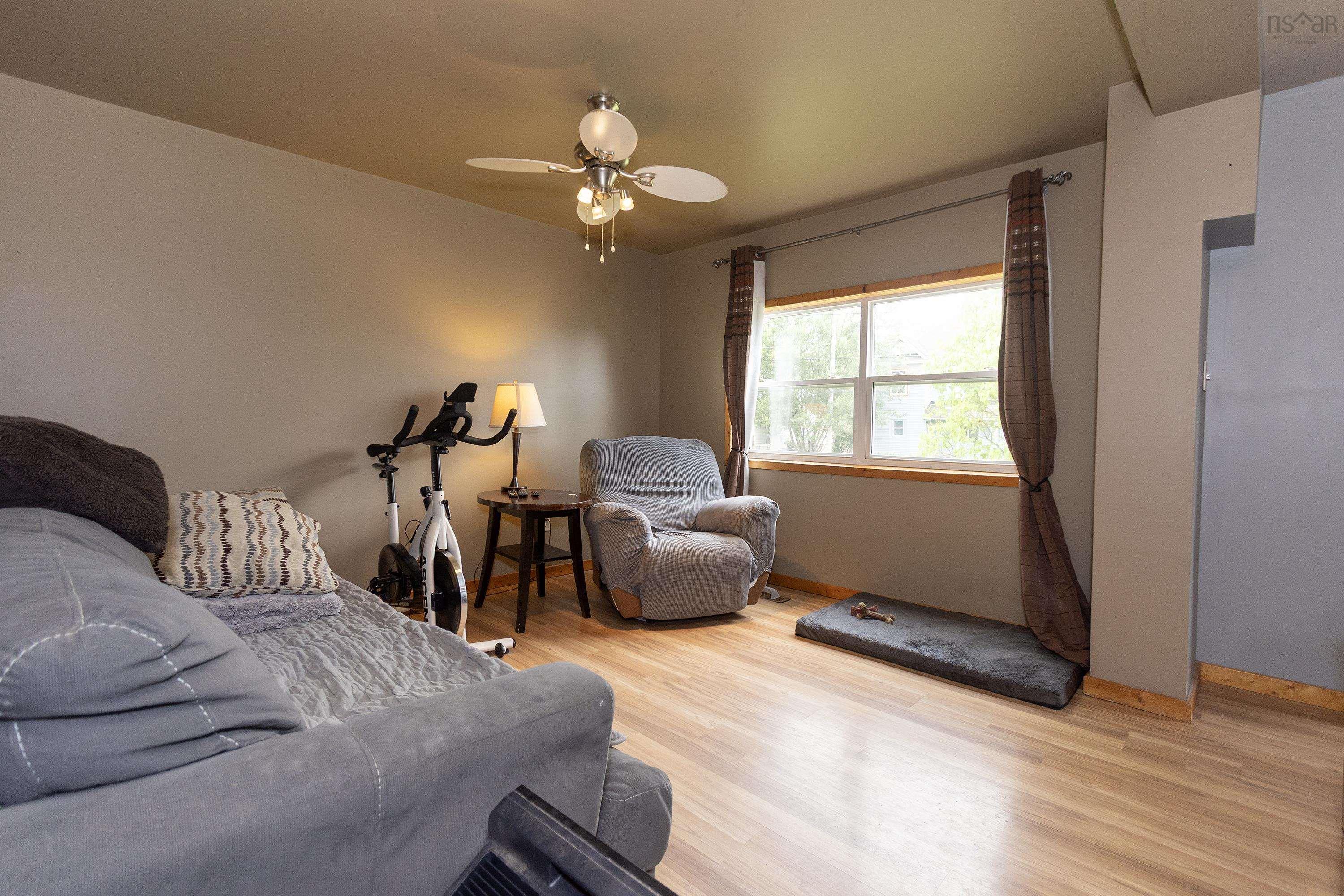 $169,900.00: 40 Park Street, Amherst