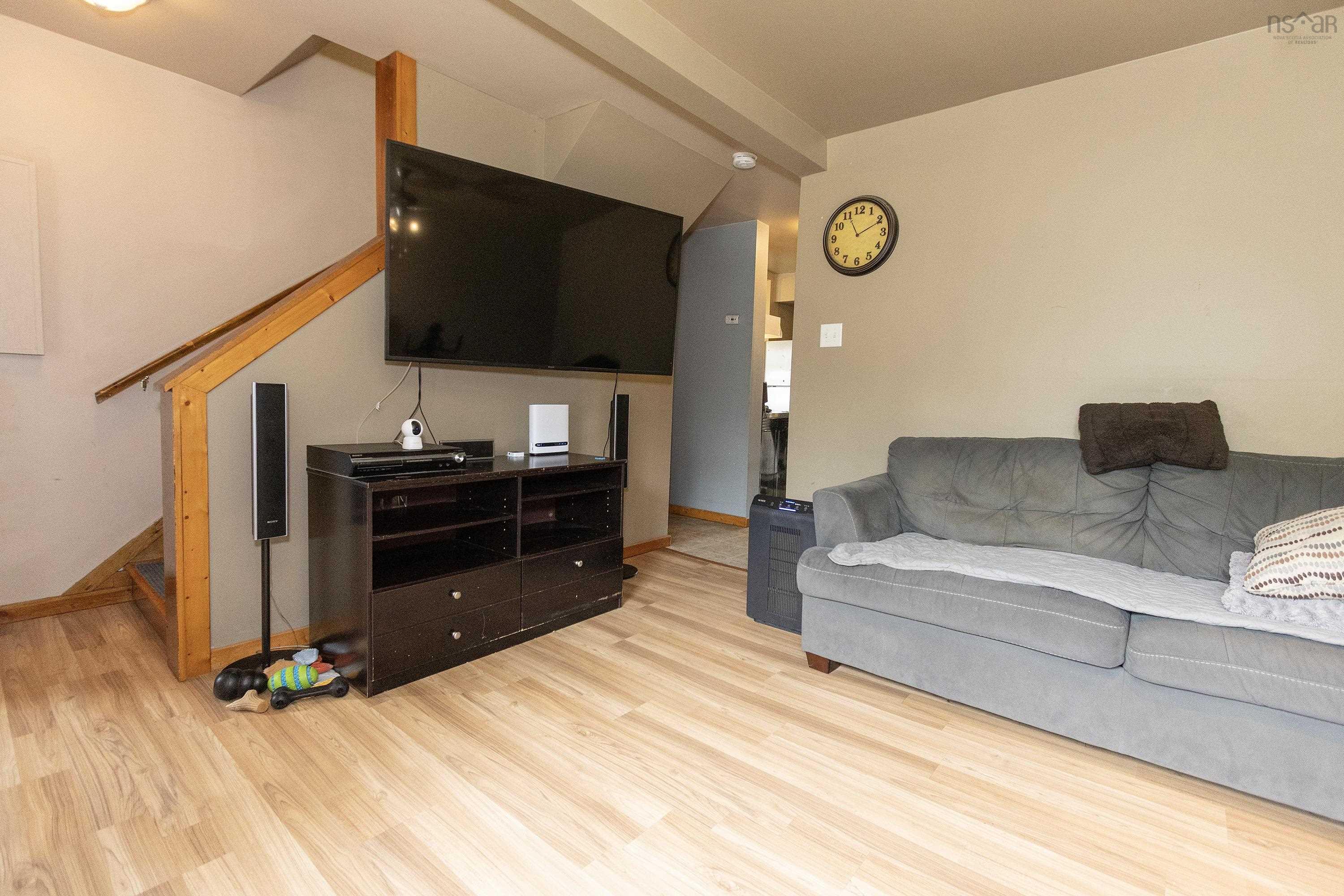 $169,900.00: 40 Park Street, Amherst