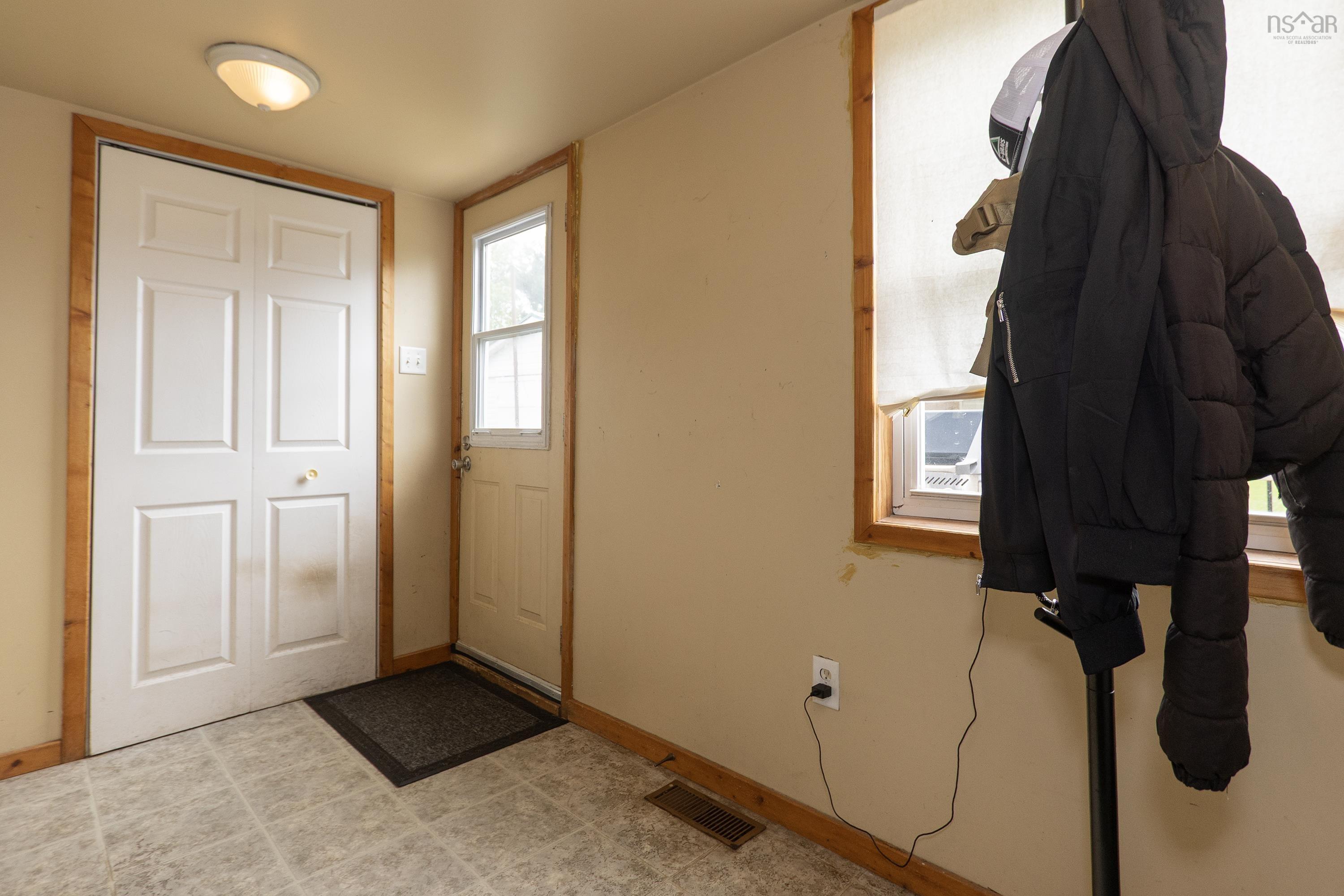 $169,900.00: 40 Park Street, Amherst