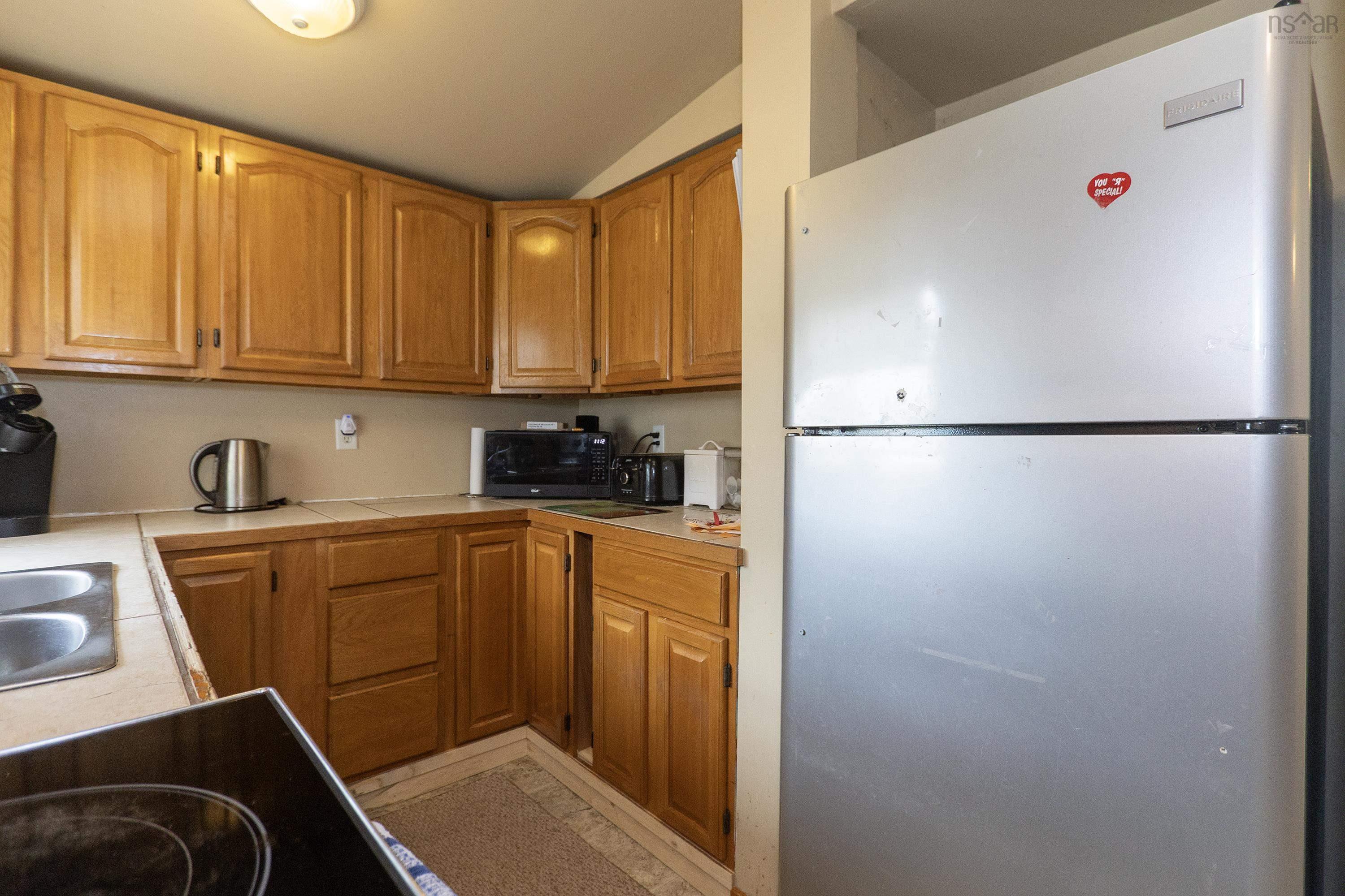 $169,900.00: 40 Park Street, Amherst