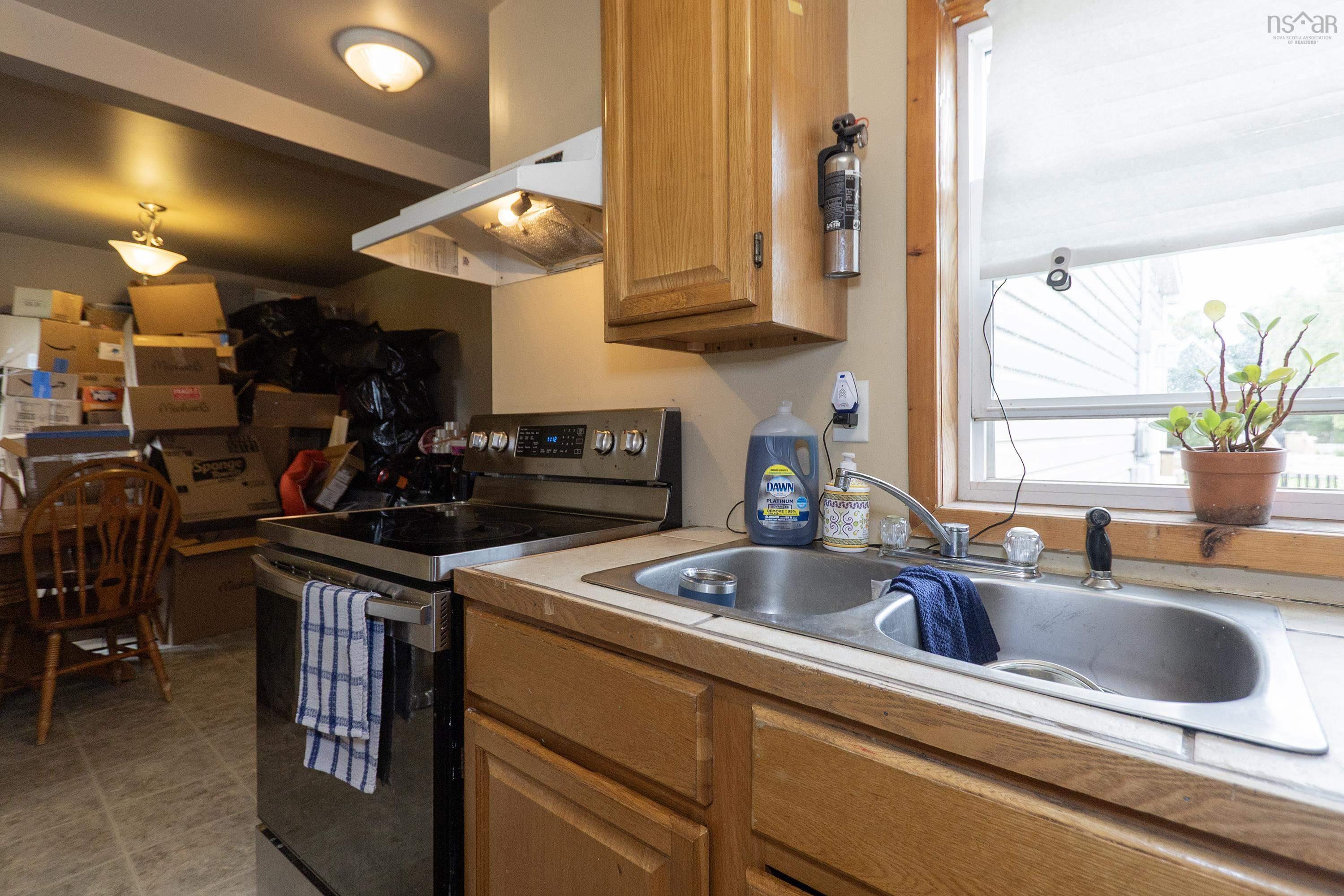 $169,900.00: 40 Park Street, Amherst