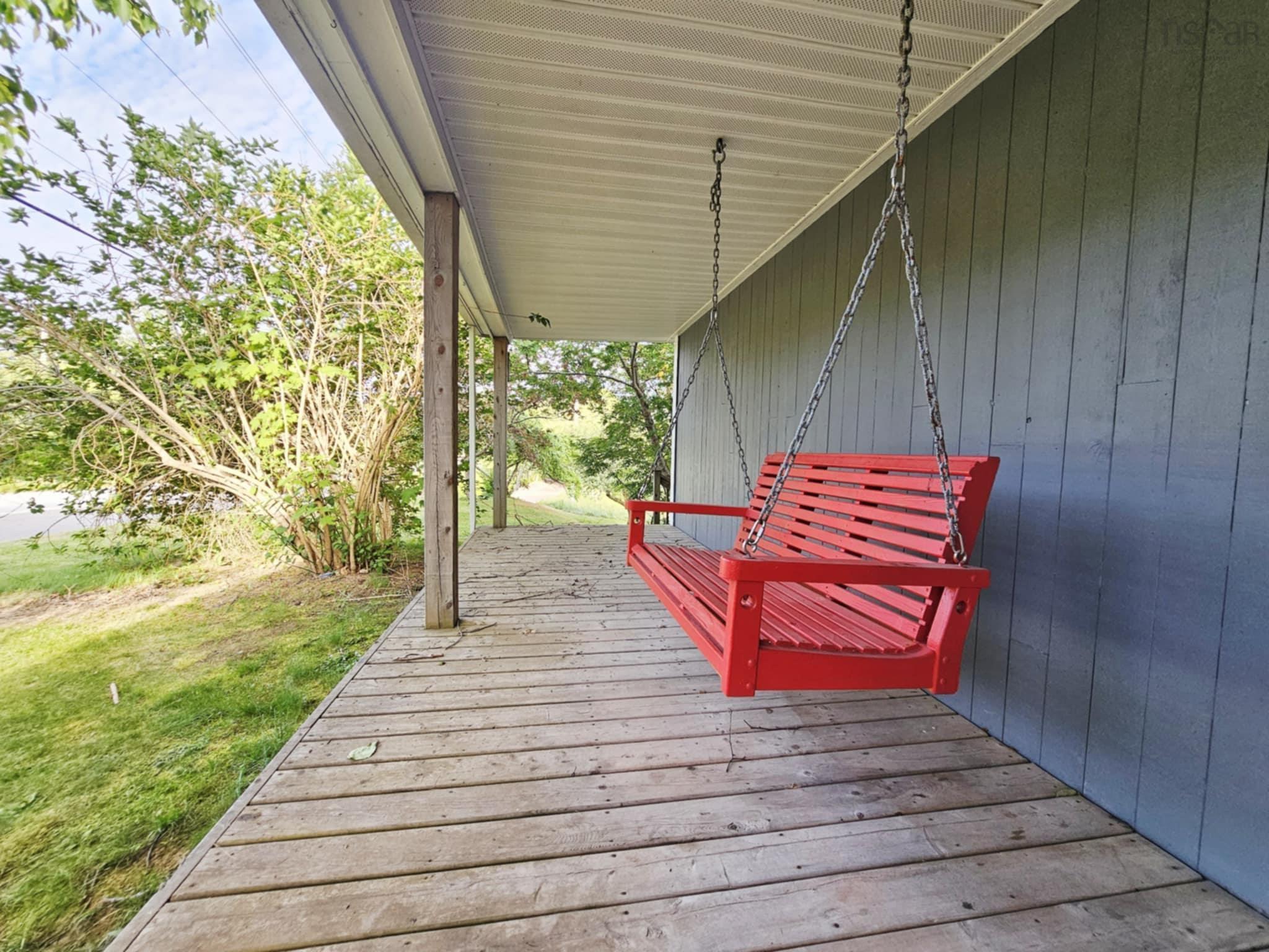 $260,000.00: 1994 Highway 2, Economy