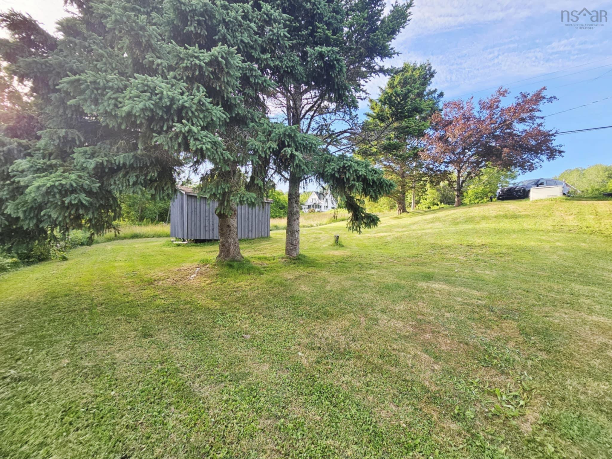 $260,000.00: 1994 Highway 2, Economy