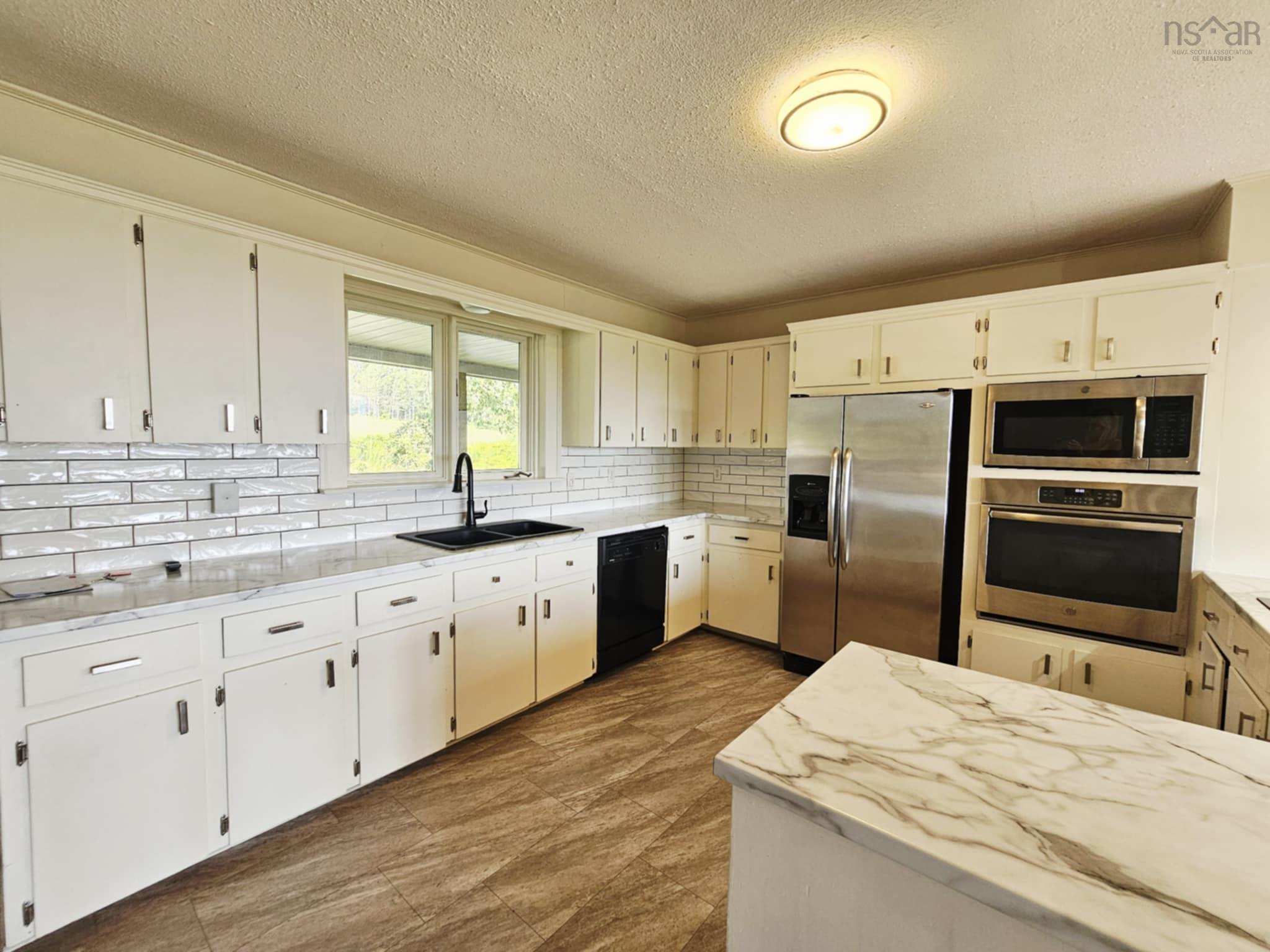 $260,000.00: 1994 Highway 2, Economy