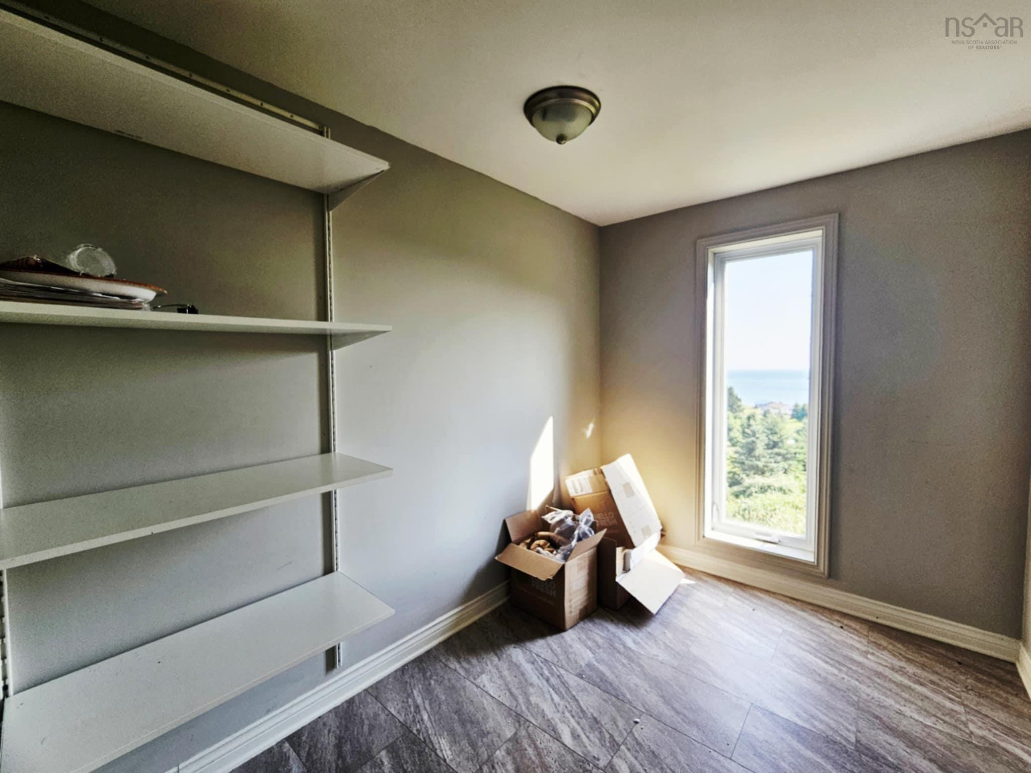 $260,000.00: 1994 Highway 2, Economy