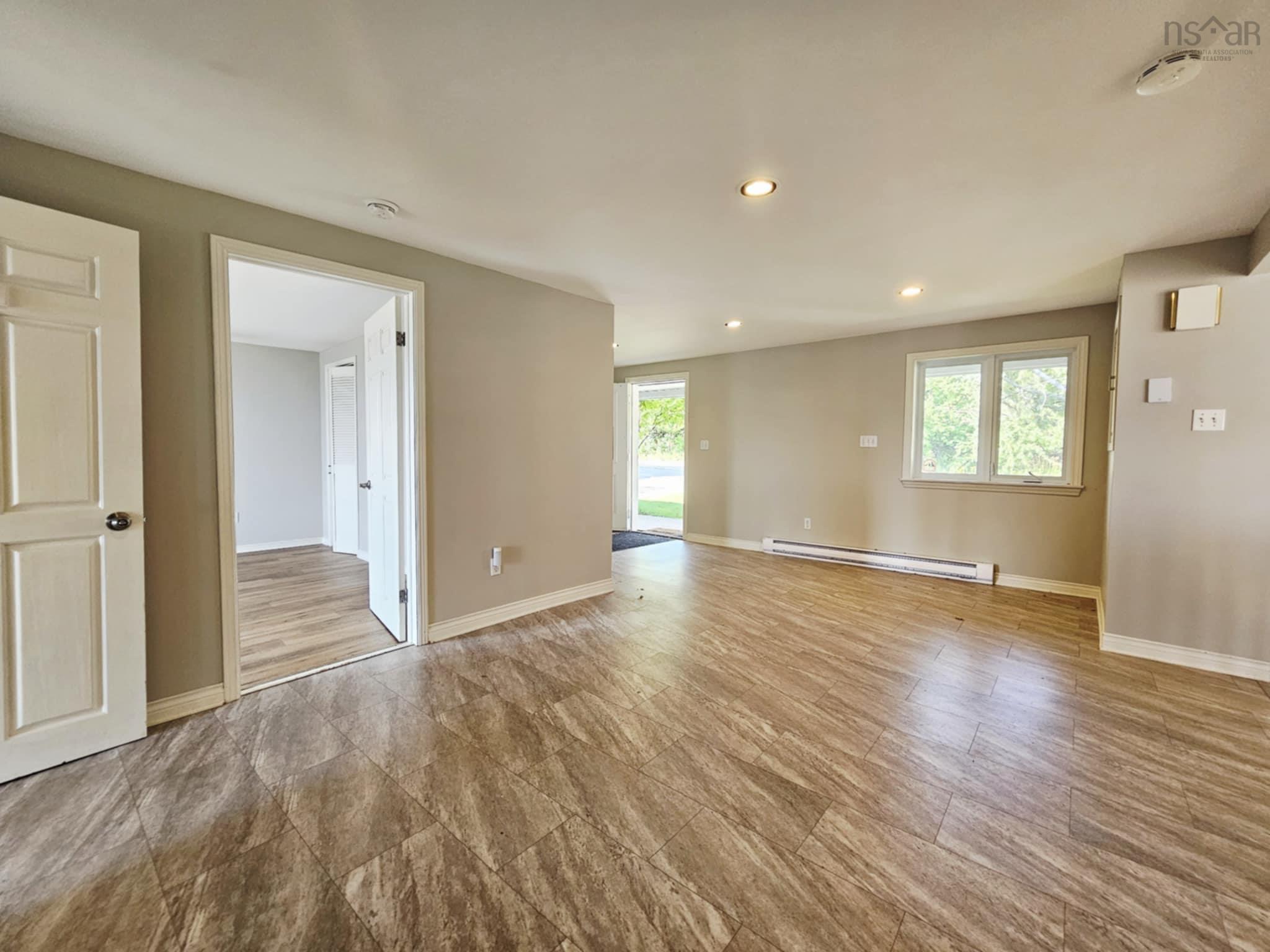 $260,000.00: 1994 Highway 2, Economy