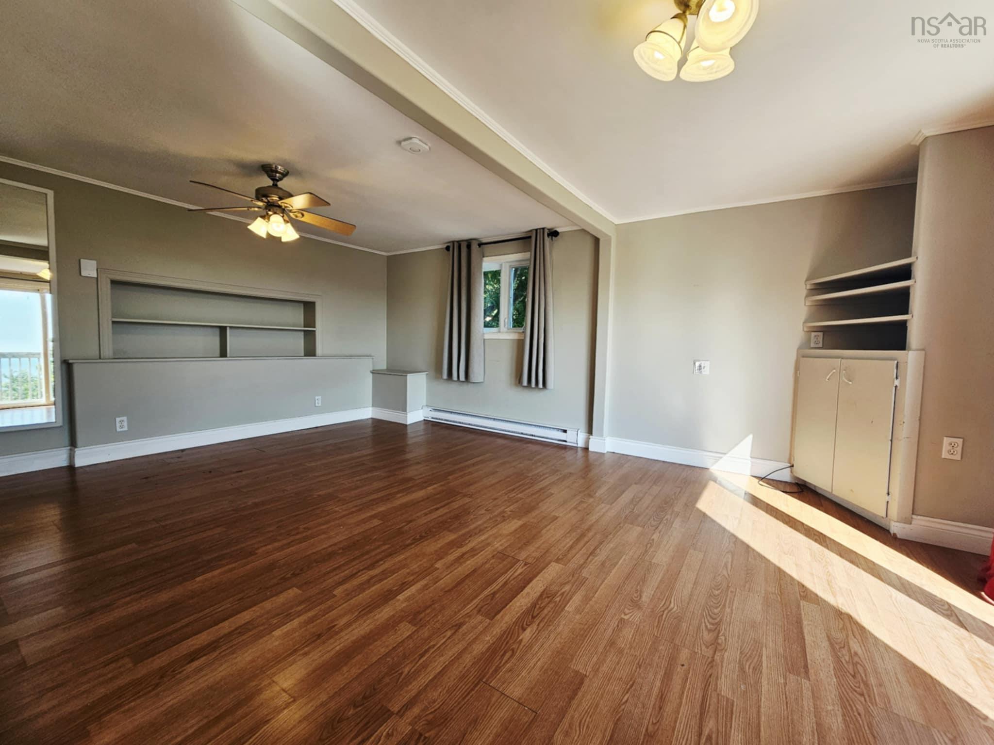 $260,000.00: 1994 Highway 2, Economy