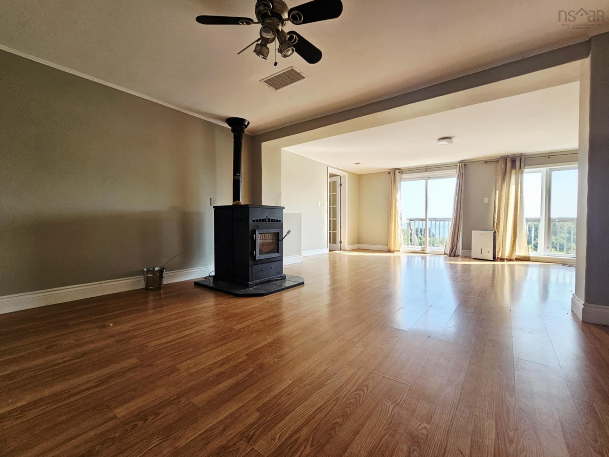 $260,000.00: 1994 Highway 2, Economy