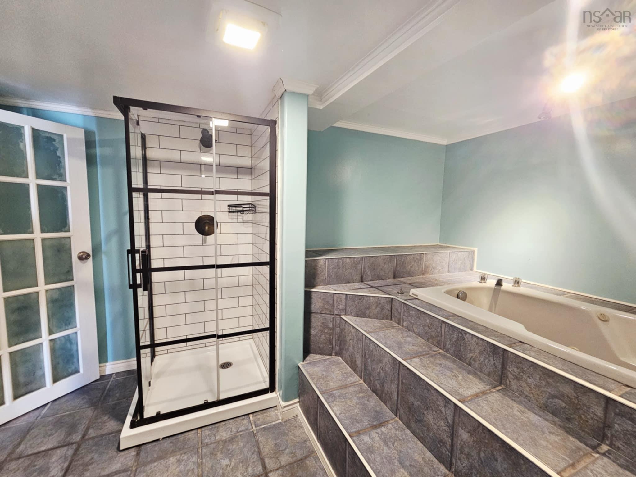 $260,000.00: 1994 Highway 2, Economy