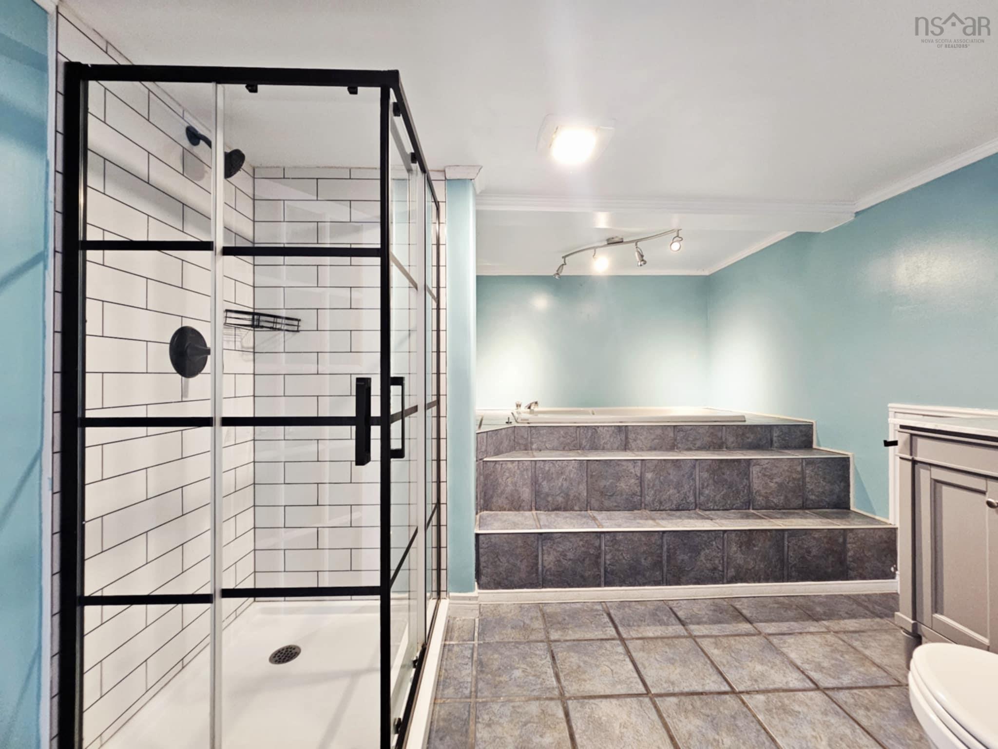 $260,000.00: 1994 Highway 2, Economy