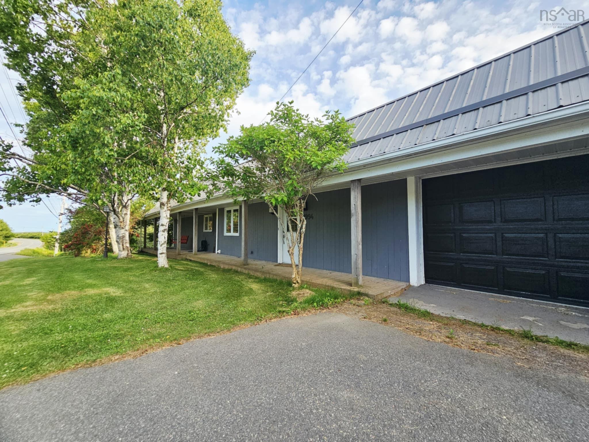 $260,000.00: 1994 Highway 2, Economy