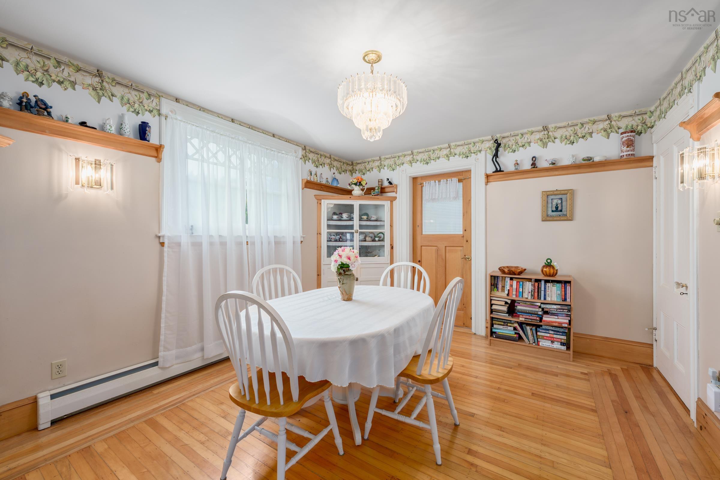 $319,900.00: 2504 Highway 1, Darlings Lake