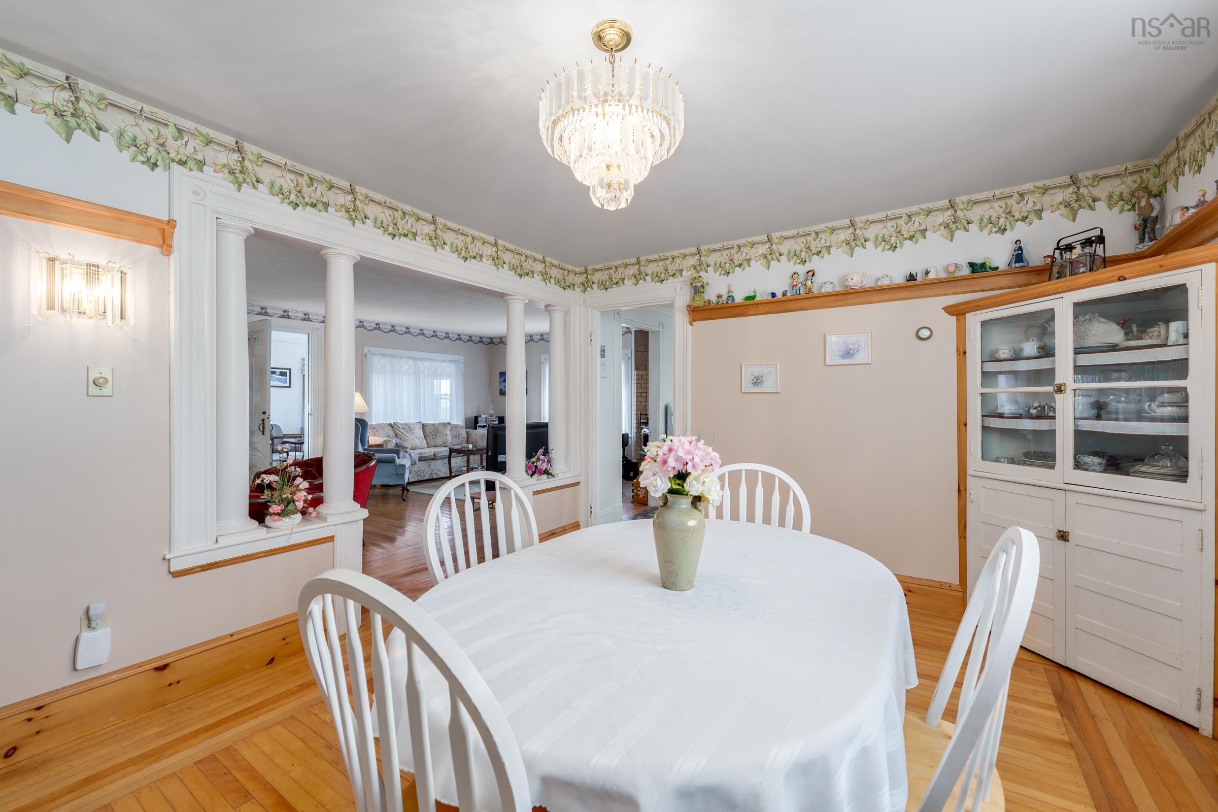 $319,900.00: 2504 Highway 1, Darlings Lake