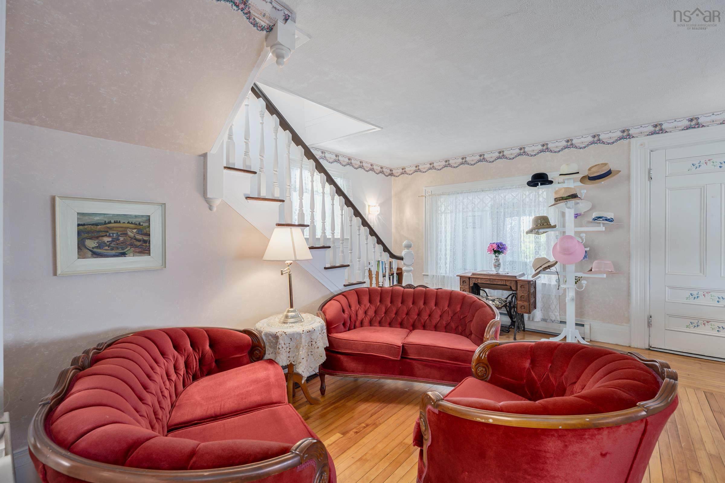 $319,900.00: 2504 Highway 1, Darlings Lake