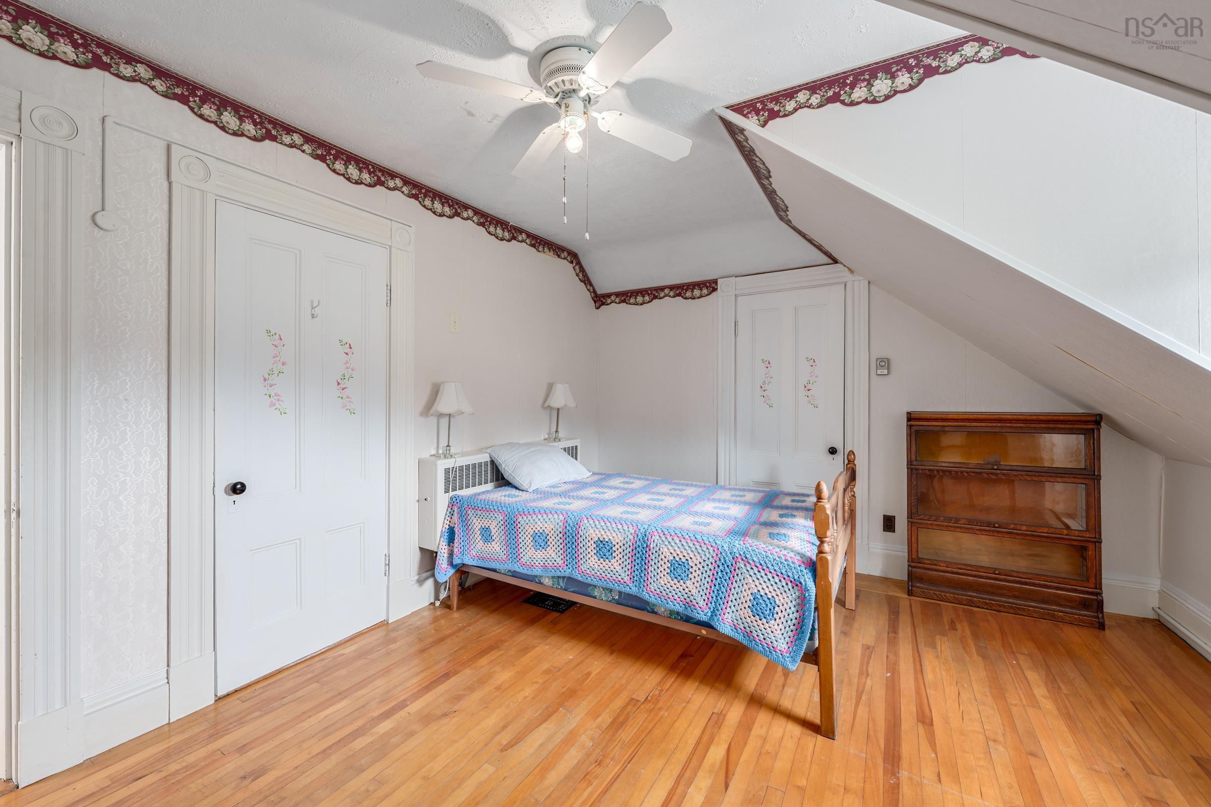 $319,900.00: 2504 Highway 1, Darlings Lake