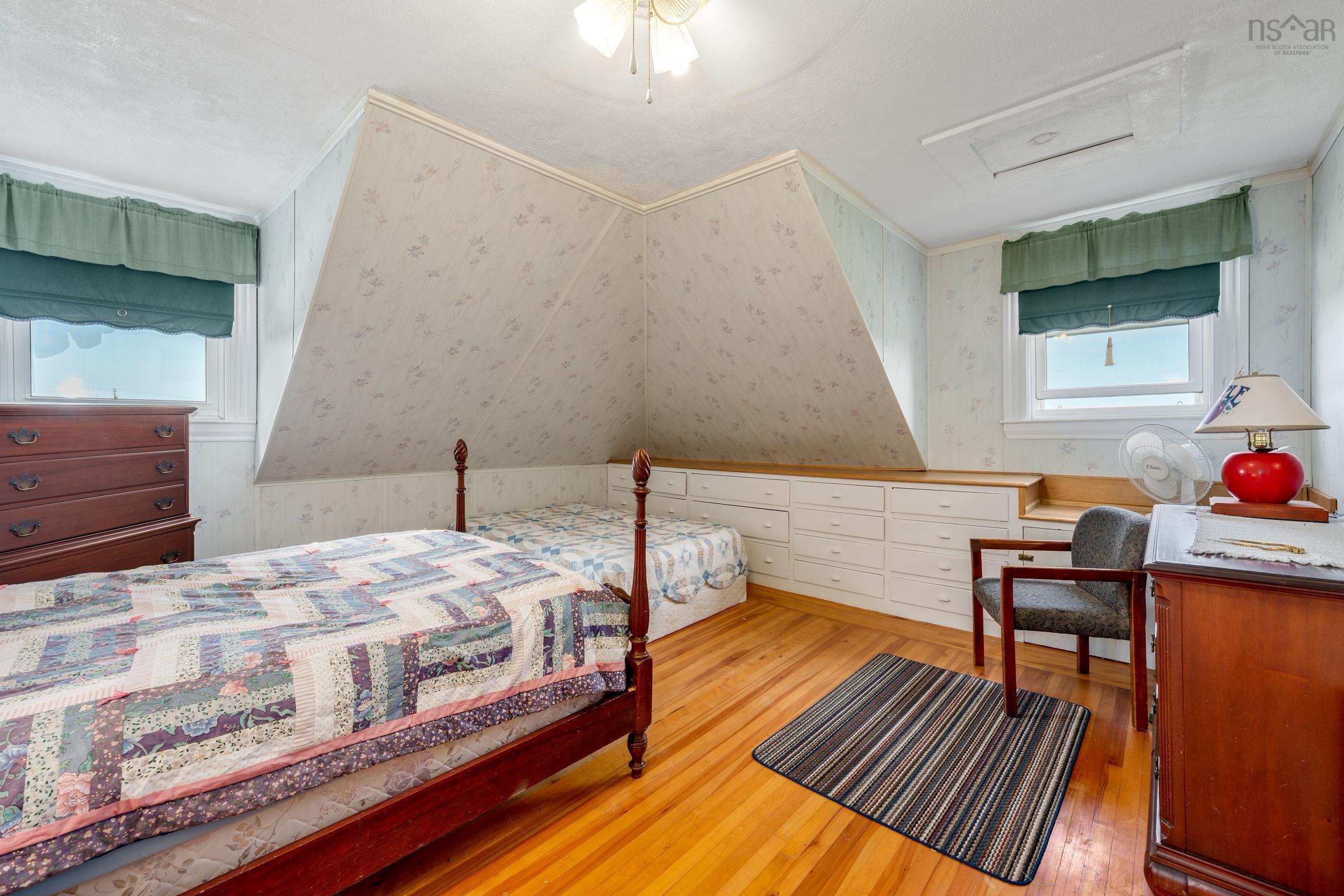 $319,900.00: 2504 Highway 1, Darlings Lake