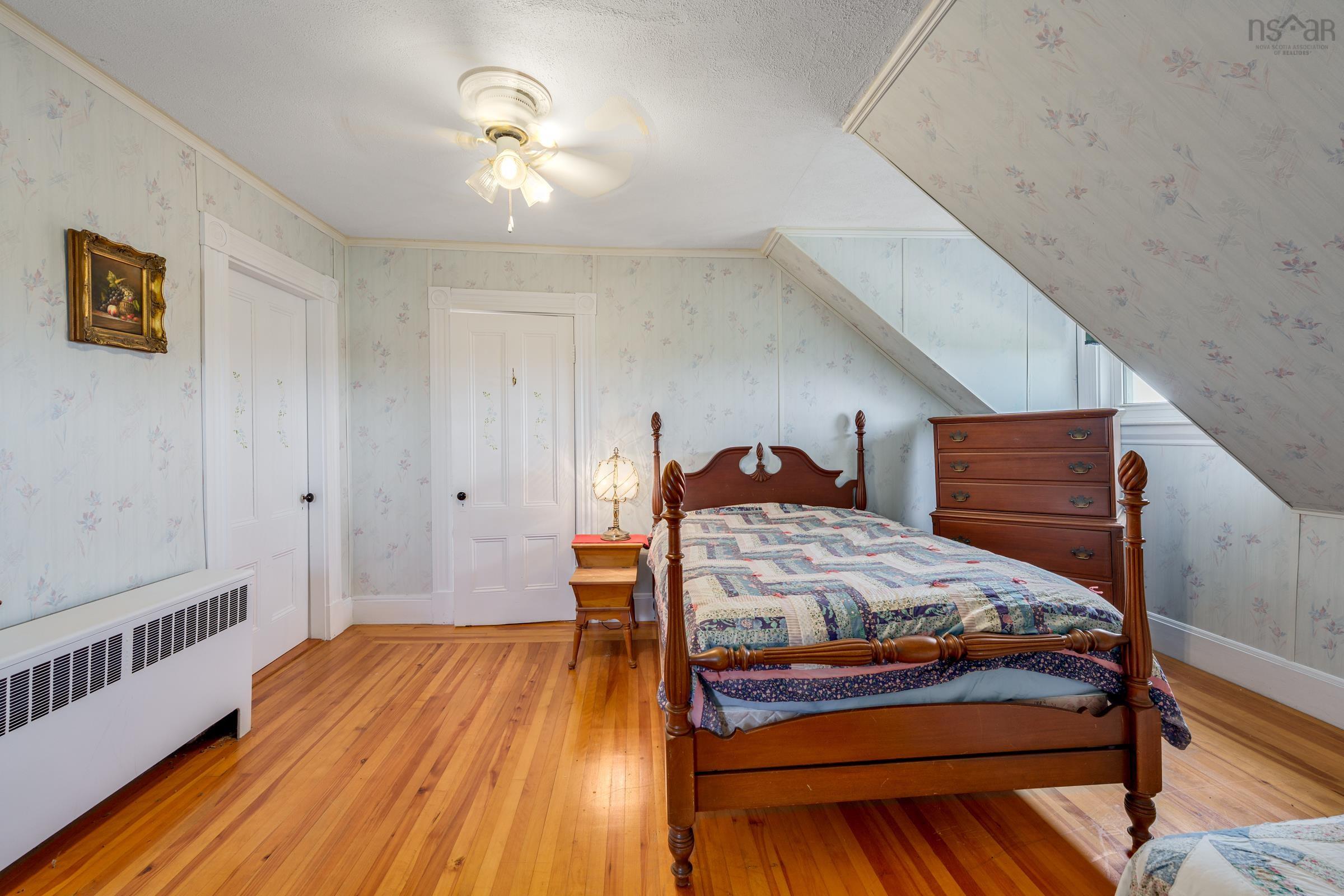 $319,900.00: 2504 Highway 1, Darlings Lake