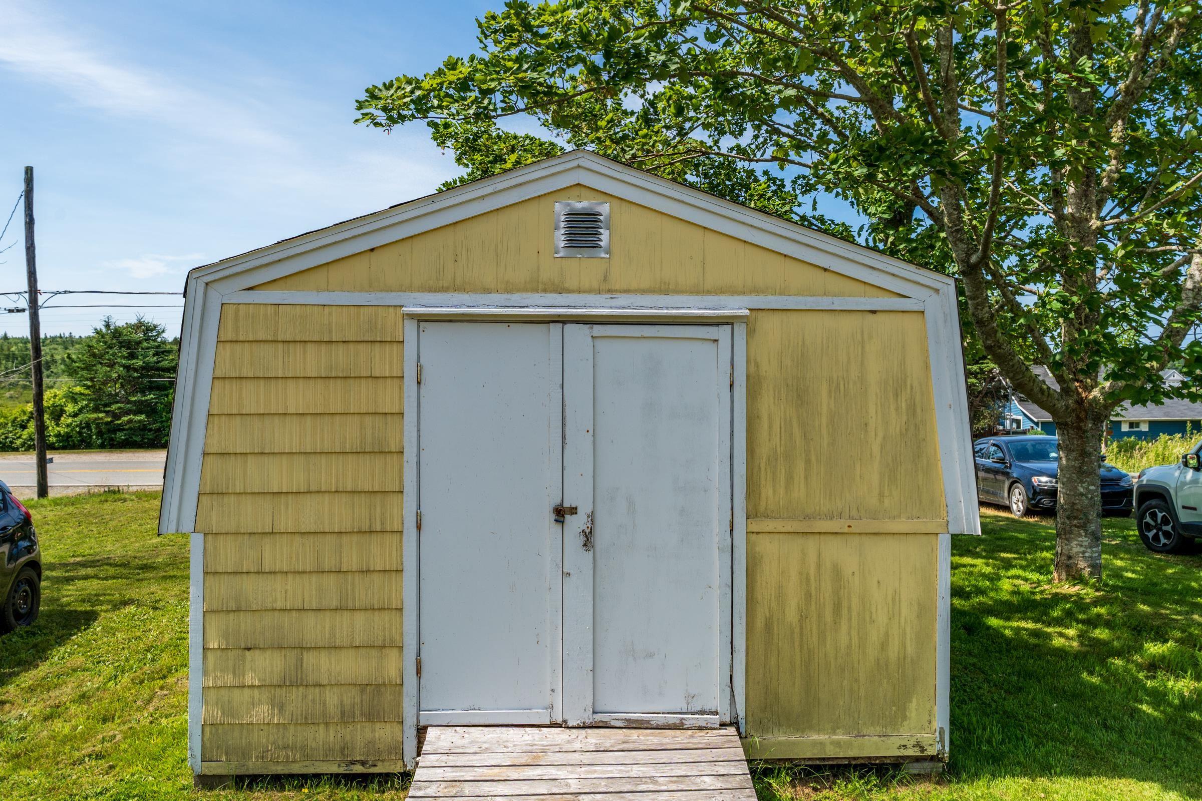 $319,900.00: 2504 Highway 1, Darlings Lake