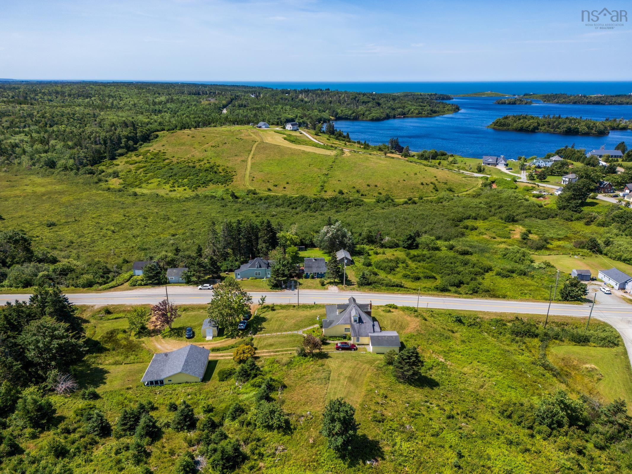 $319,900.00: 2504 Highway 1, Darlings Lake