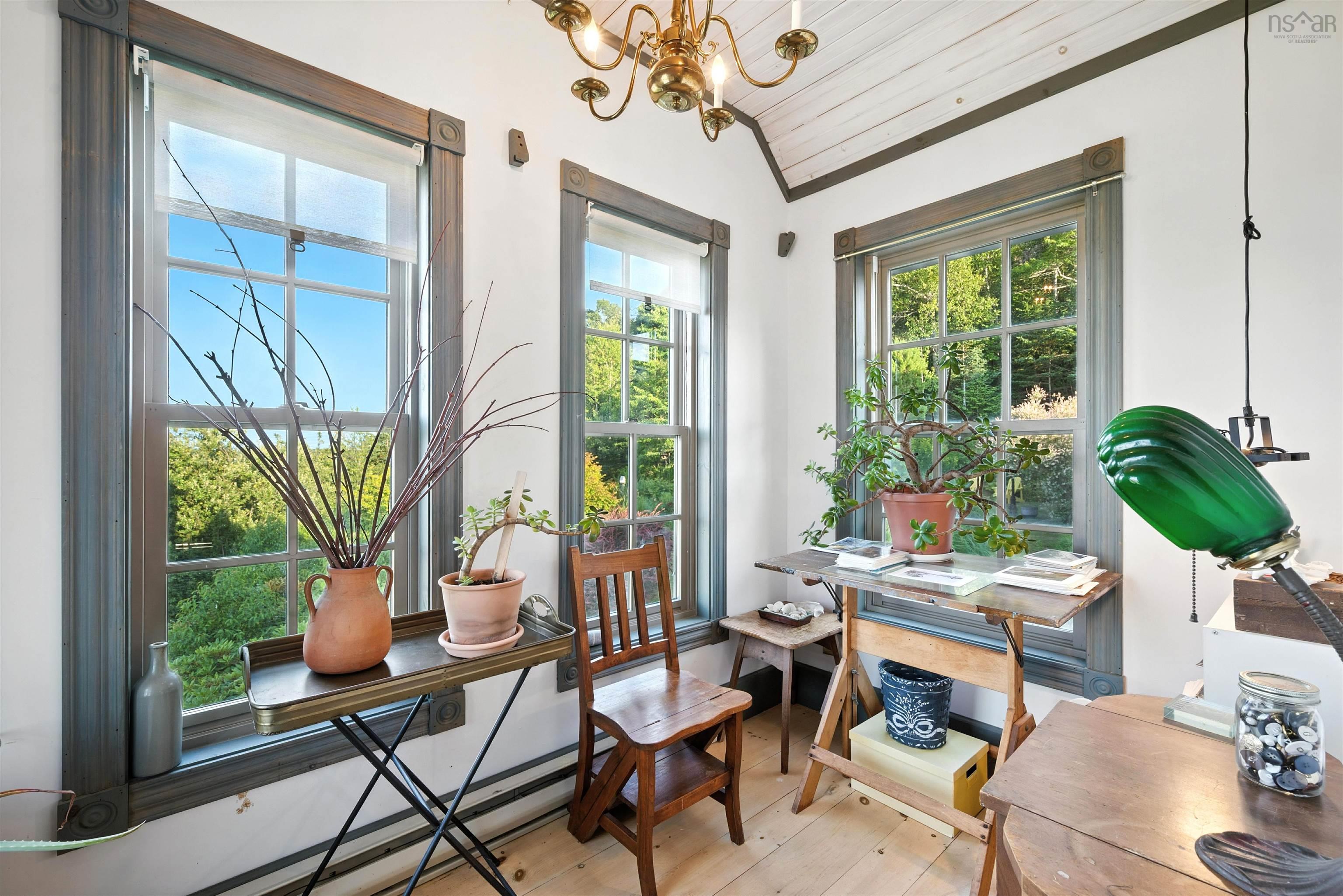 $1,295,000.00: 1618 McLeans Lake Road, Port L