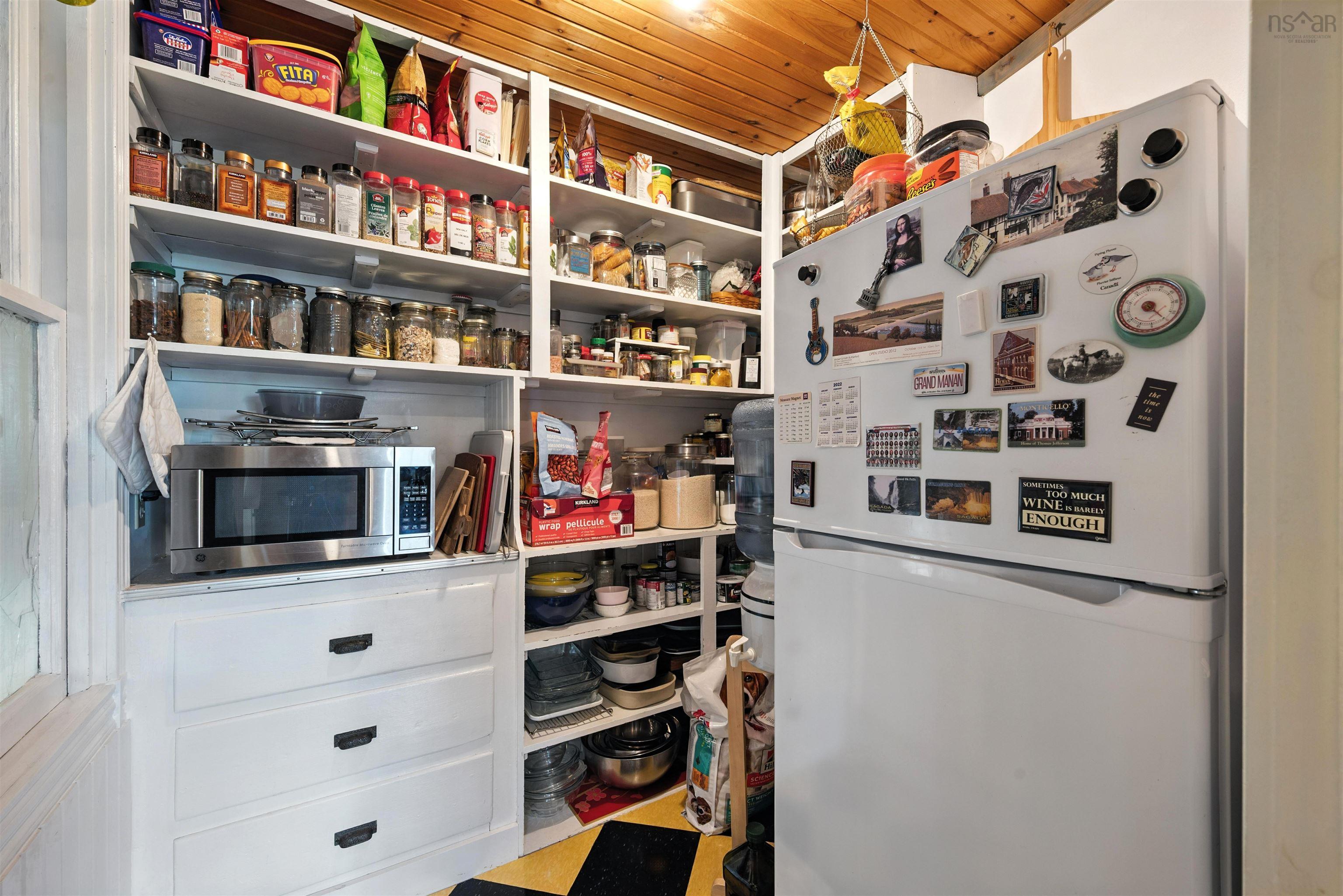 $1,295,000.00: 1618 McLeans Lake Road, Port L