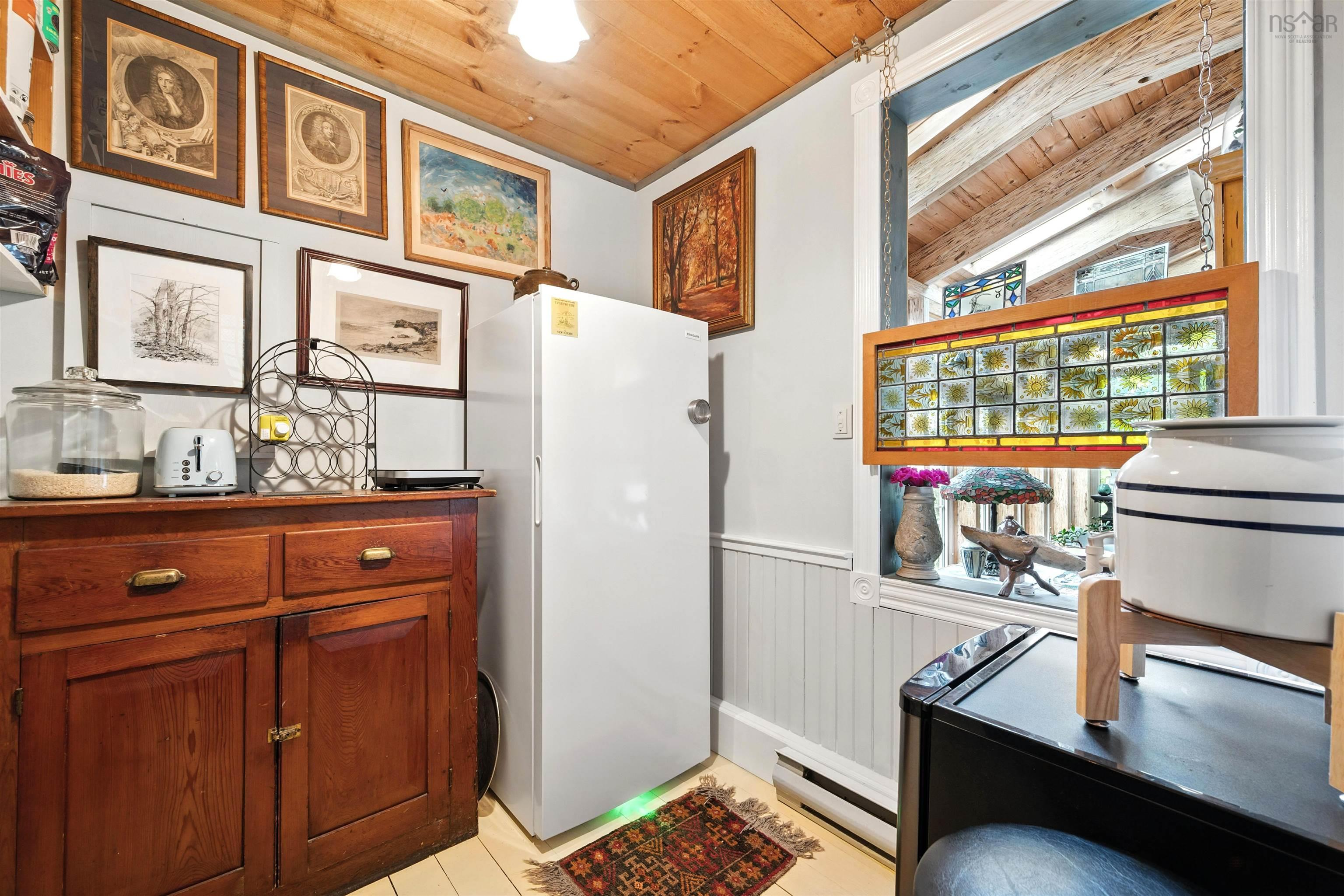 $1,295,000.00: 1618 McLeans Lake Road, Port L