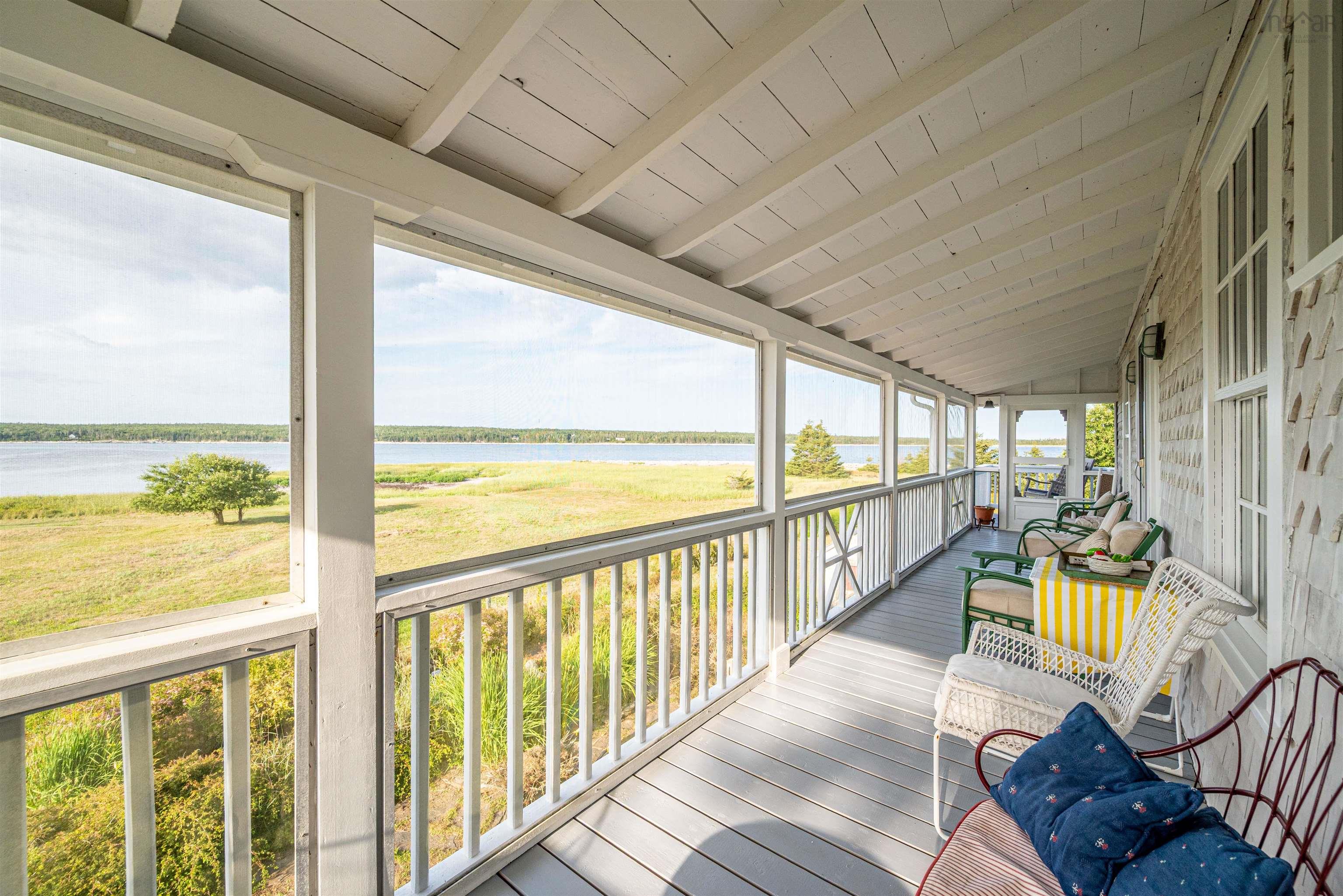 $1,295,000.00: 1618 McLeans Lake Road, Port L