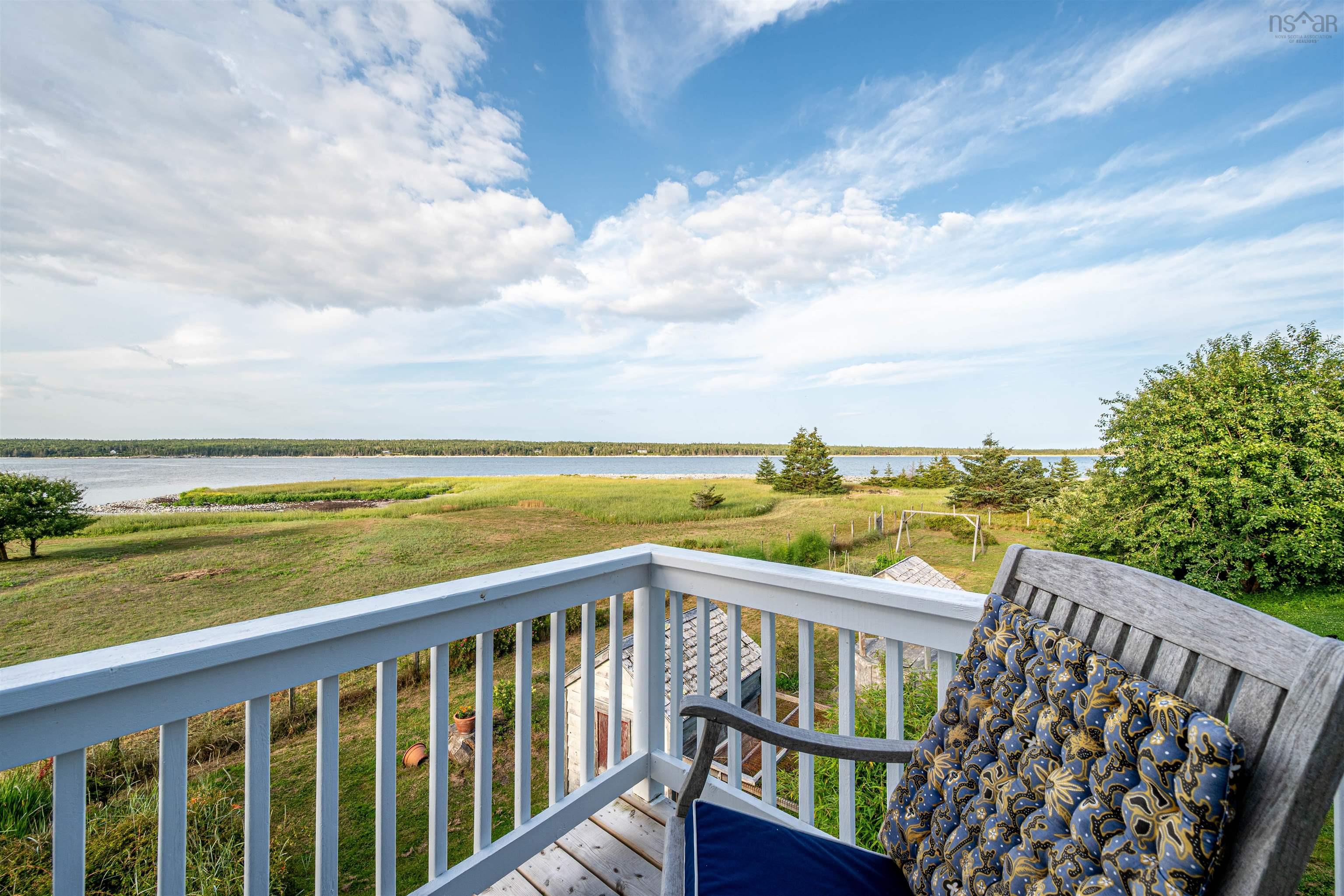 $1,295,000.00: 1618 McLeans Lake Road, Port L