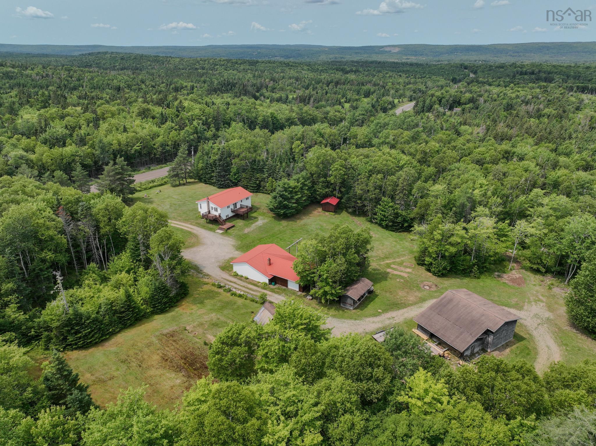 $449,900.00: 623 Morley Road, Portage