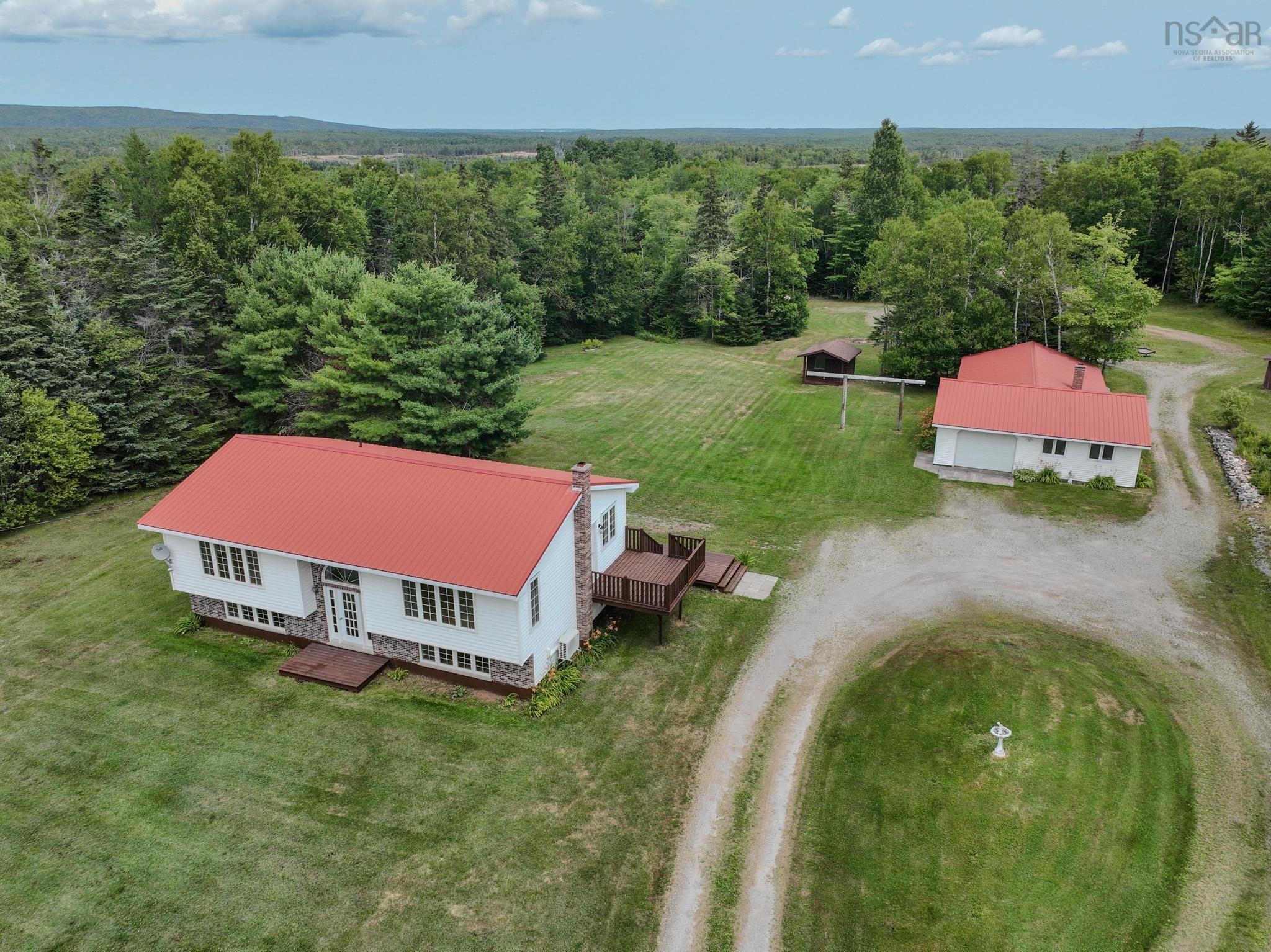 $449,900.00: 623 Morley Road, Portage