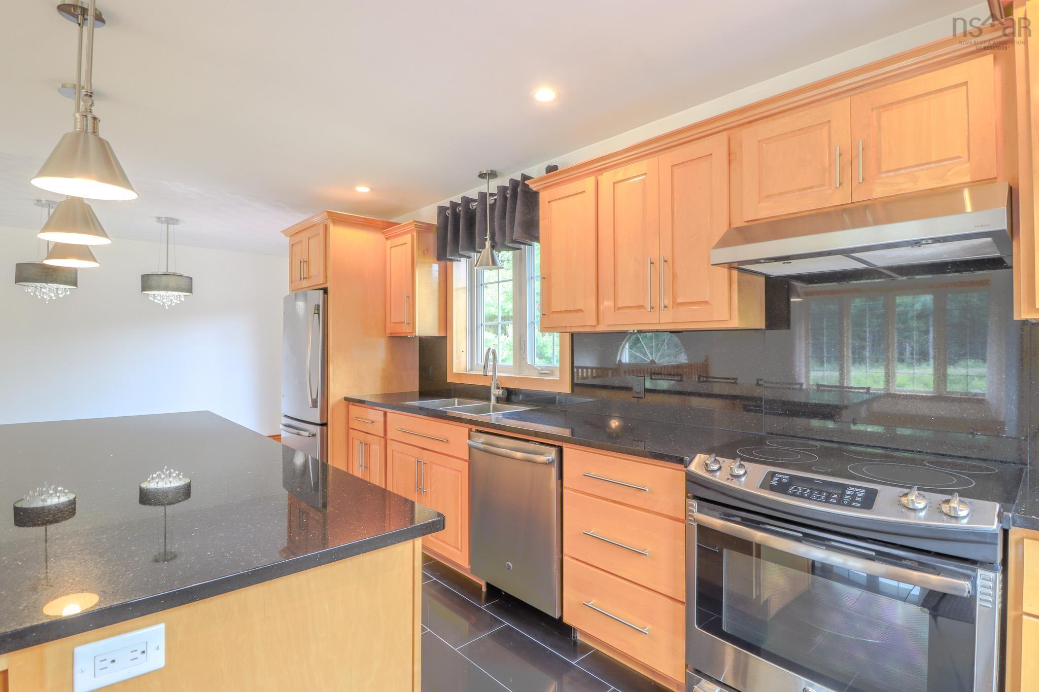 $449,900.00: 623 Morley Road, Portage