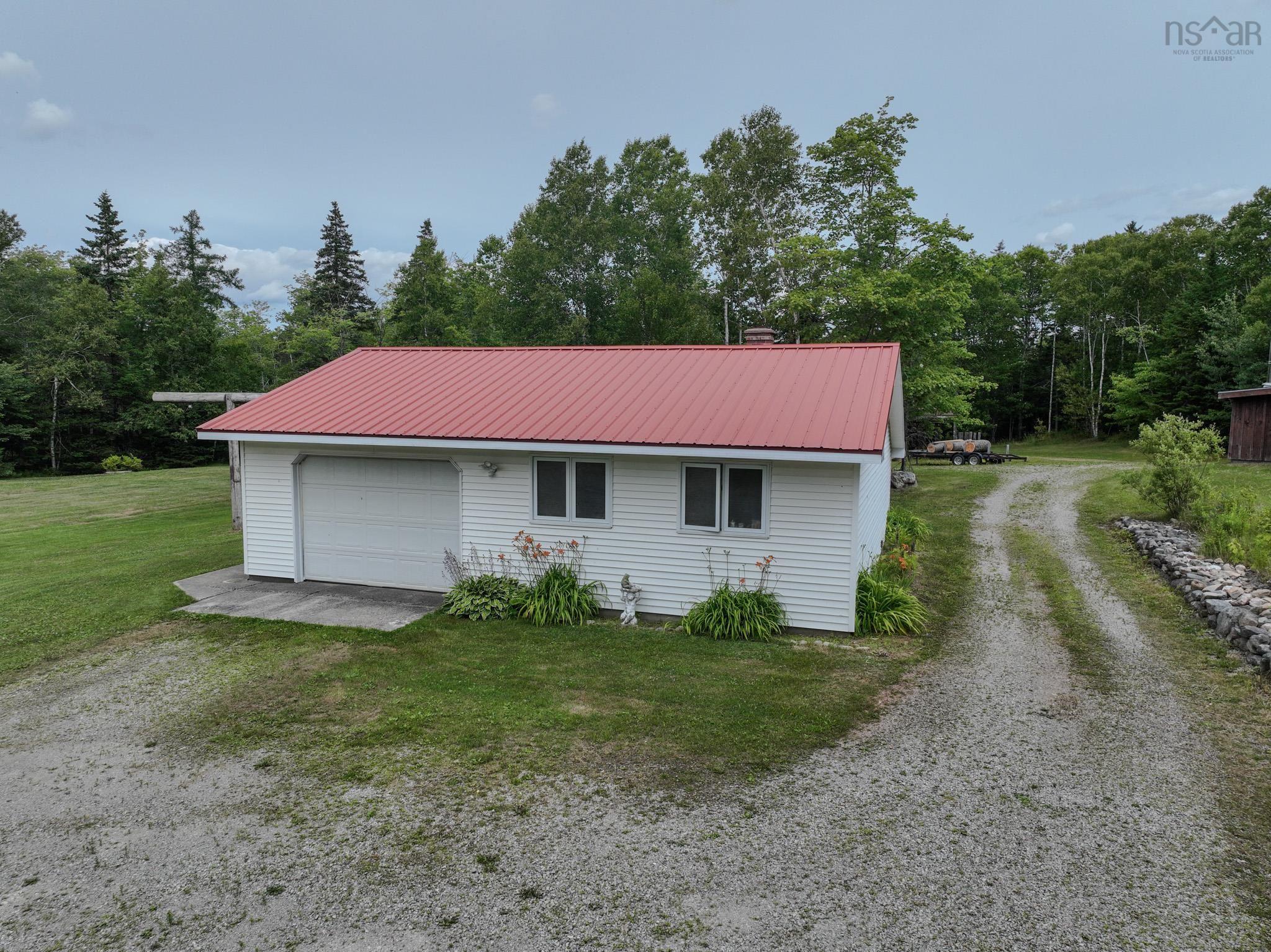 $449,900.00: 623 Morley Road, Portage