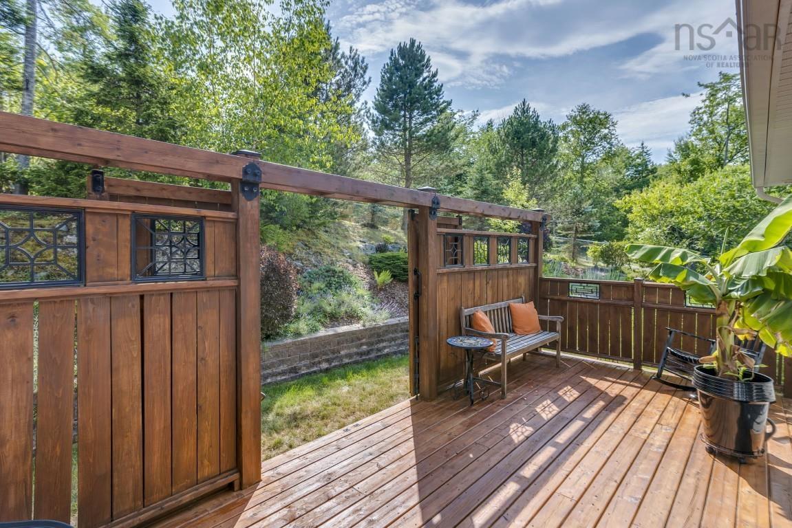 $769,900.00: 28 Glenmont Avenue, Bedford