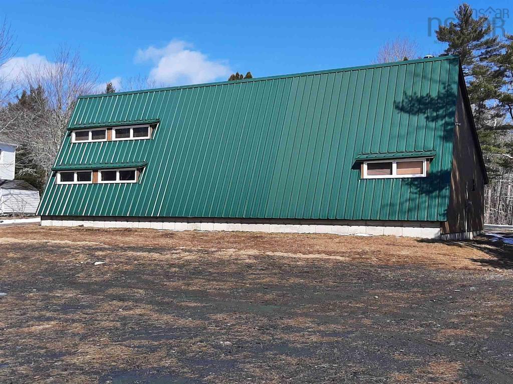 $365,000.00: 1413 West Caledonia Road, West Caledonia