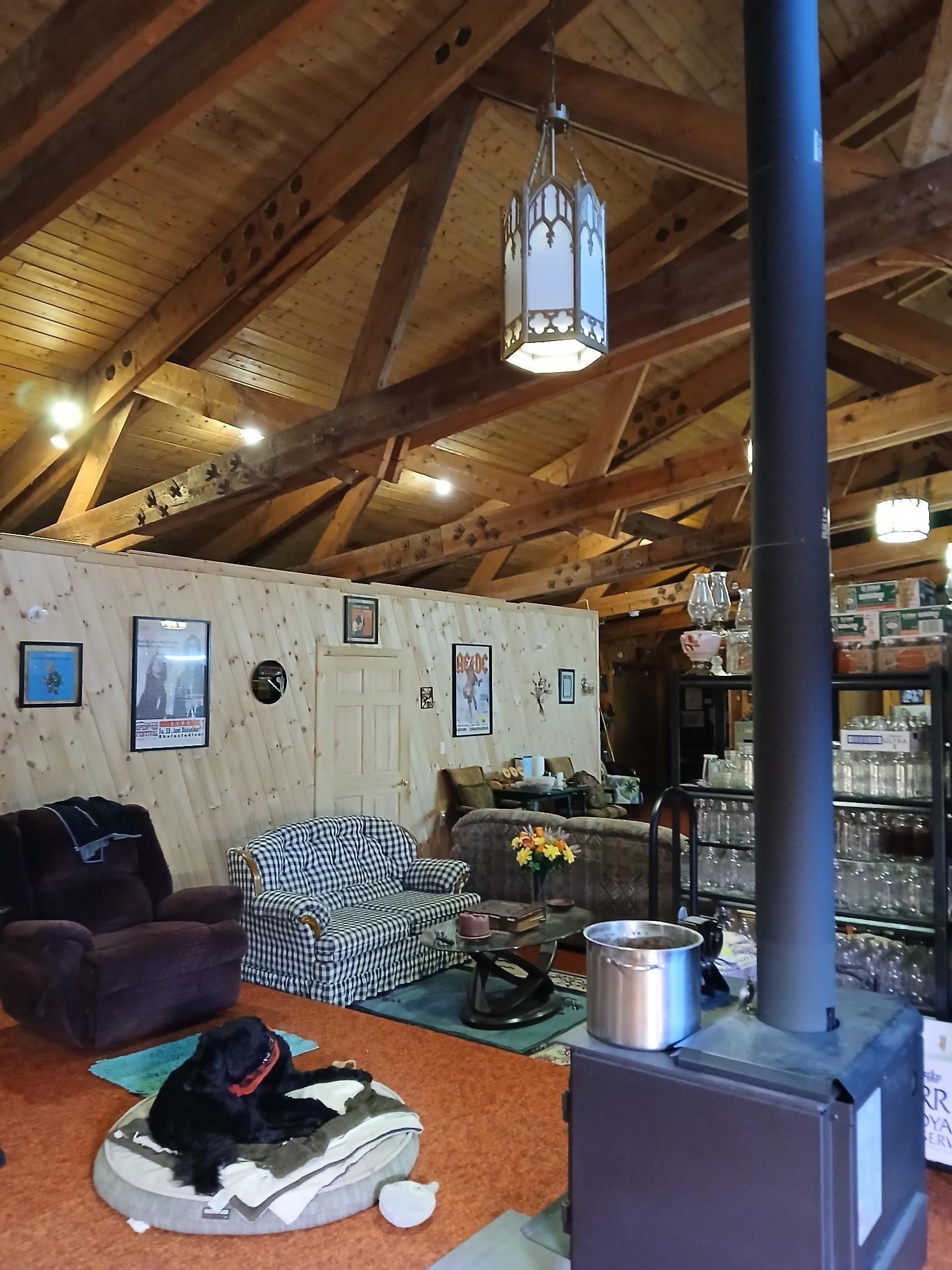 $365,000.00: 1413 West Caledonia Road, West Caledonia