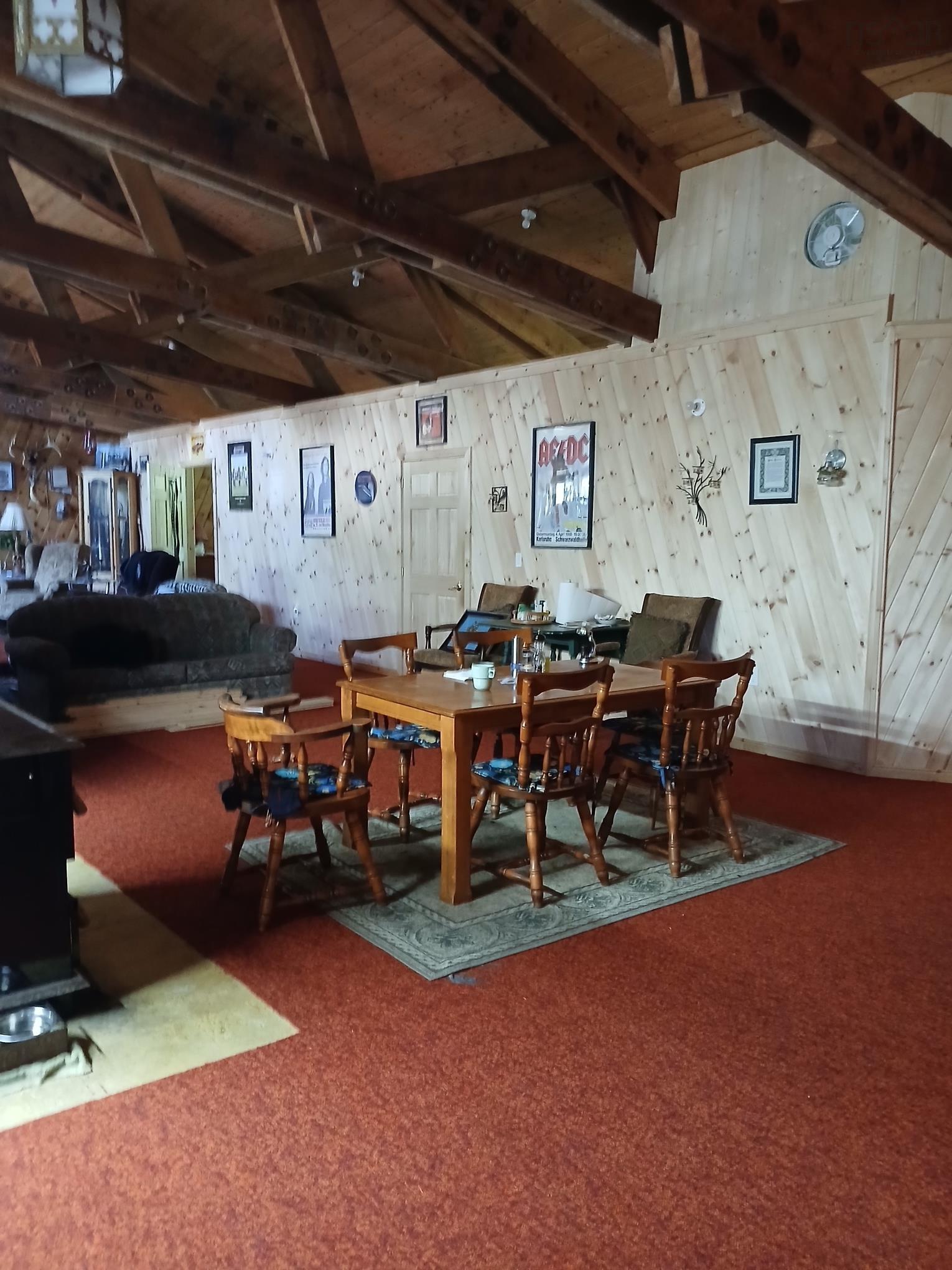 $365,000.00: 1413 West Caledonia Road, West Caledonia