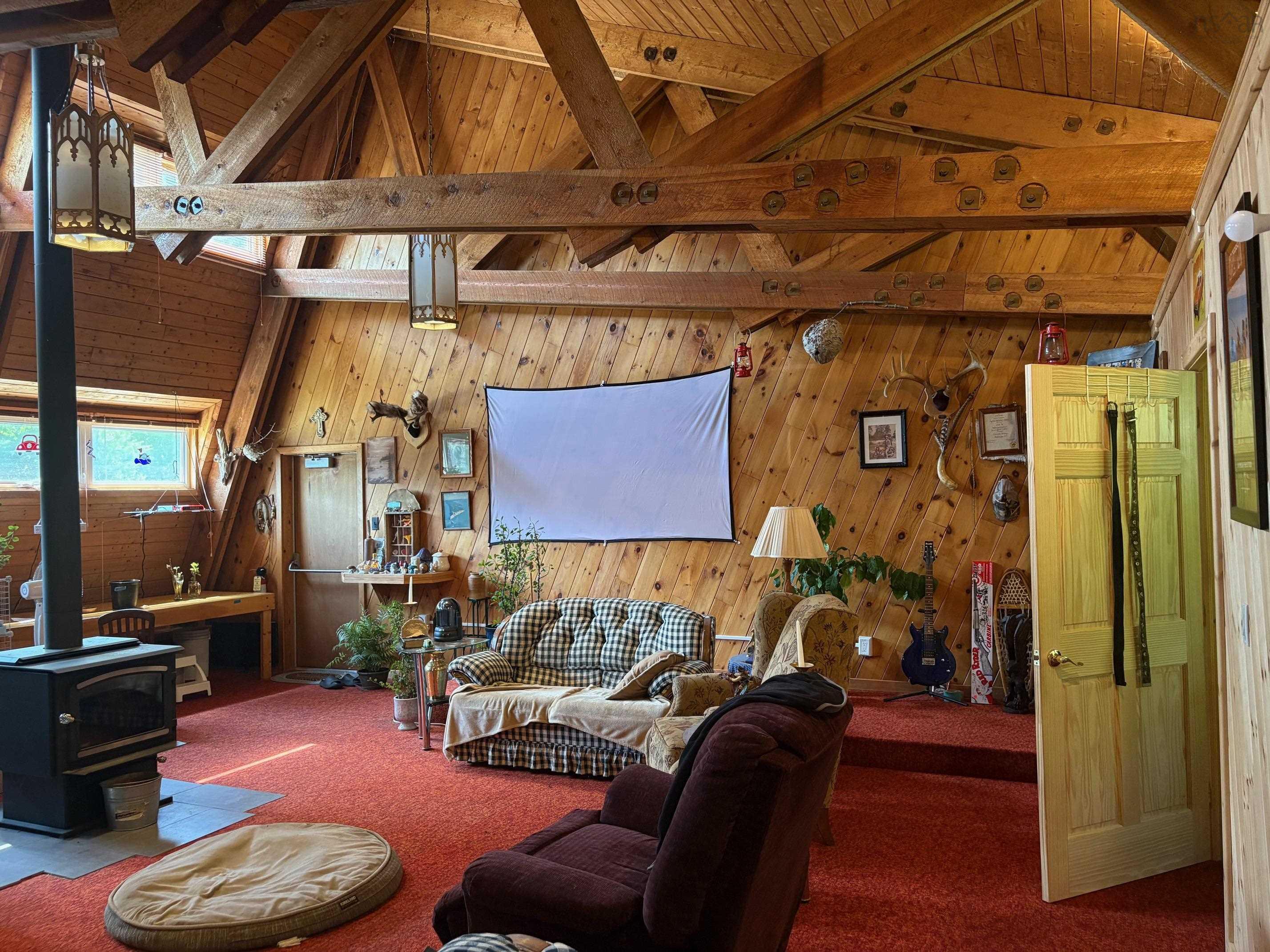 $365,000.00: 1413 West Caledonia Road, West Caledonia