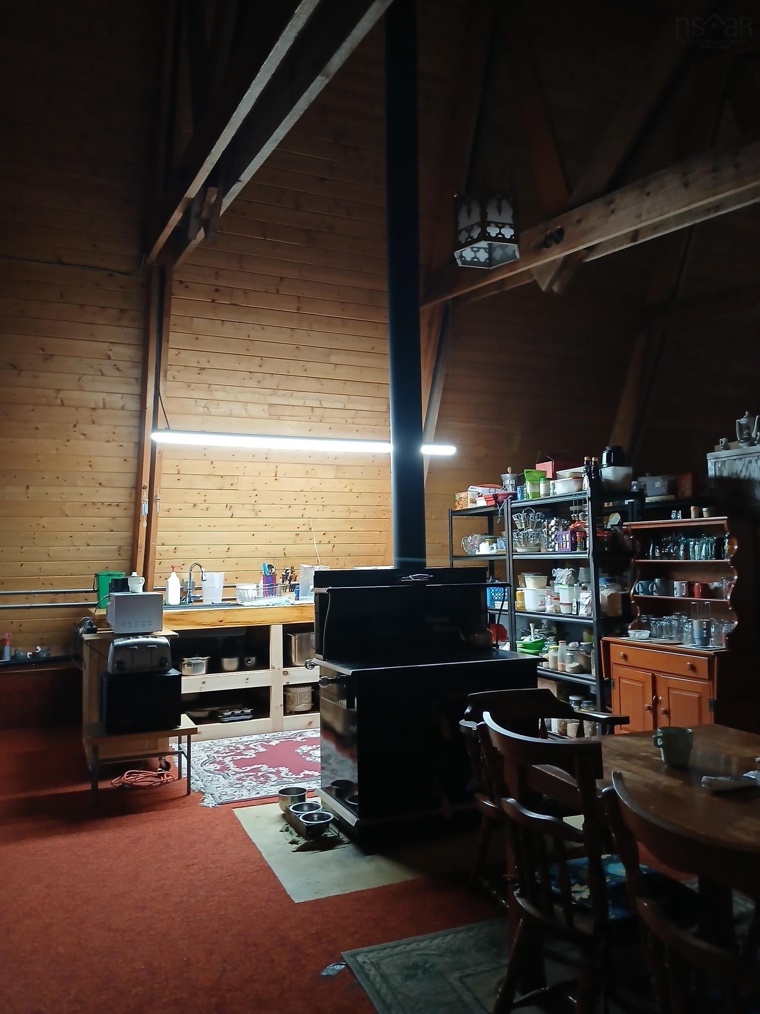 $365,000.00: 1413 West Caledonia Road, West Caledonia