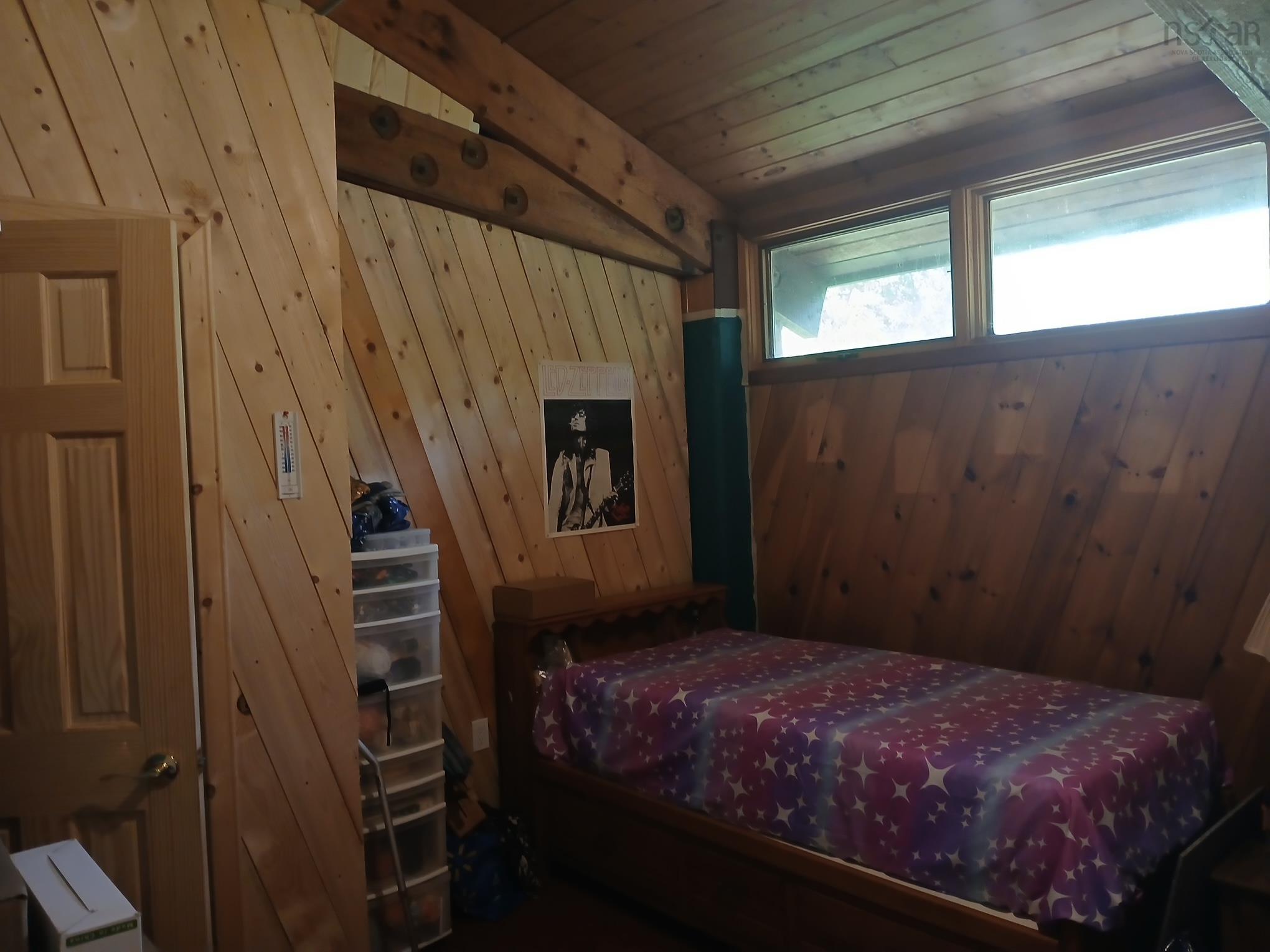 $365,000.00: 1413 West Caledonia Road, West Caledonia