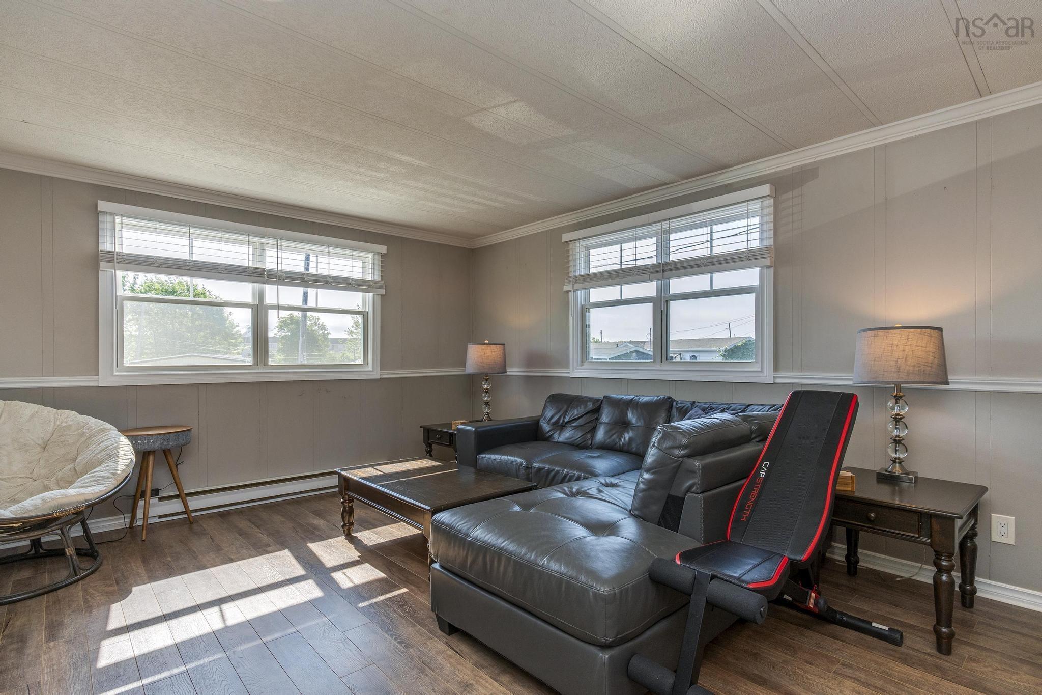 $214,900.00: 6 Lacomb Drive, Dartmouth