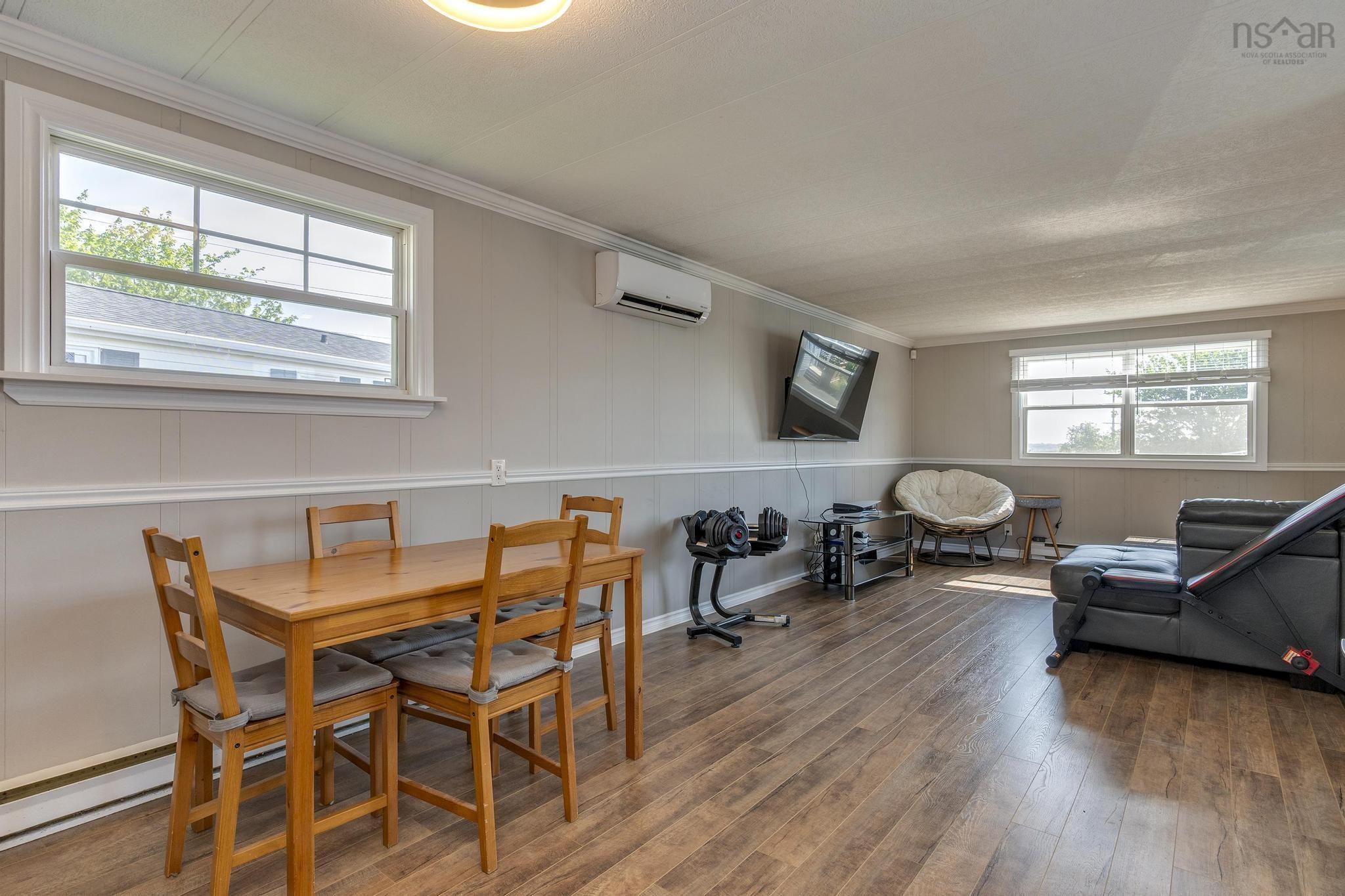 $214,900.00: 6 Lacomb Drive, Dartmouth